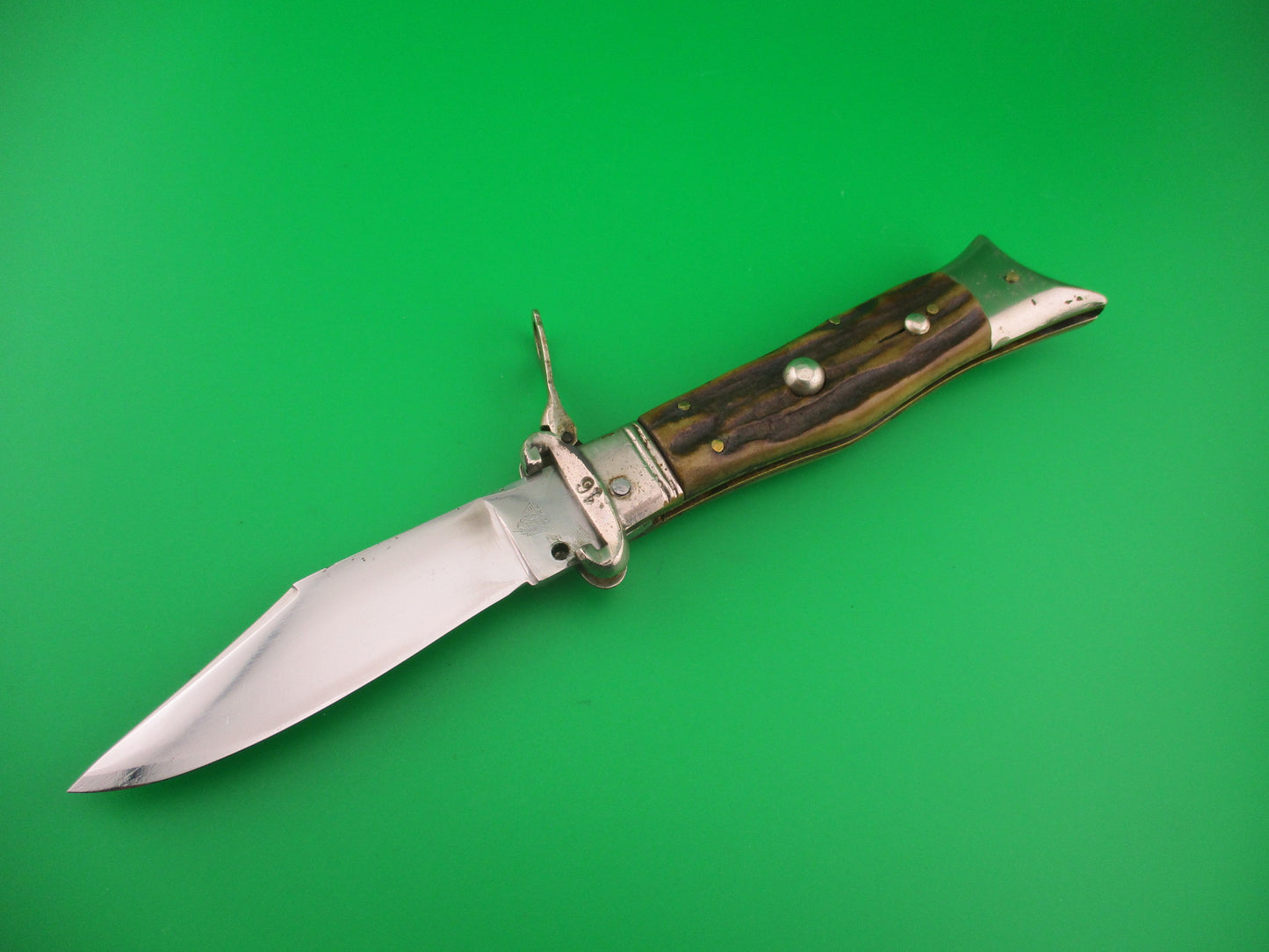 Jndiana INOX 22cm Italian Deer foot Fulcrum release Shell puller switchblade