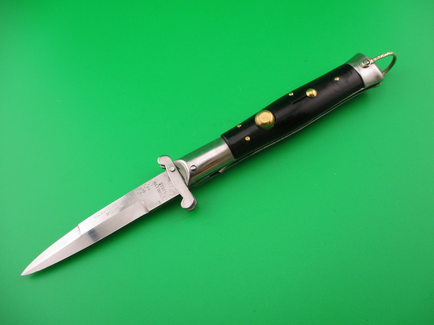 Rizzuto Estileto Milano 18cm (7 inch) Japanese swing guard switchblade knife