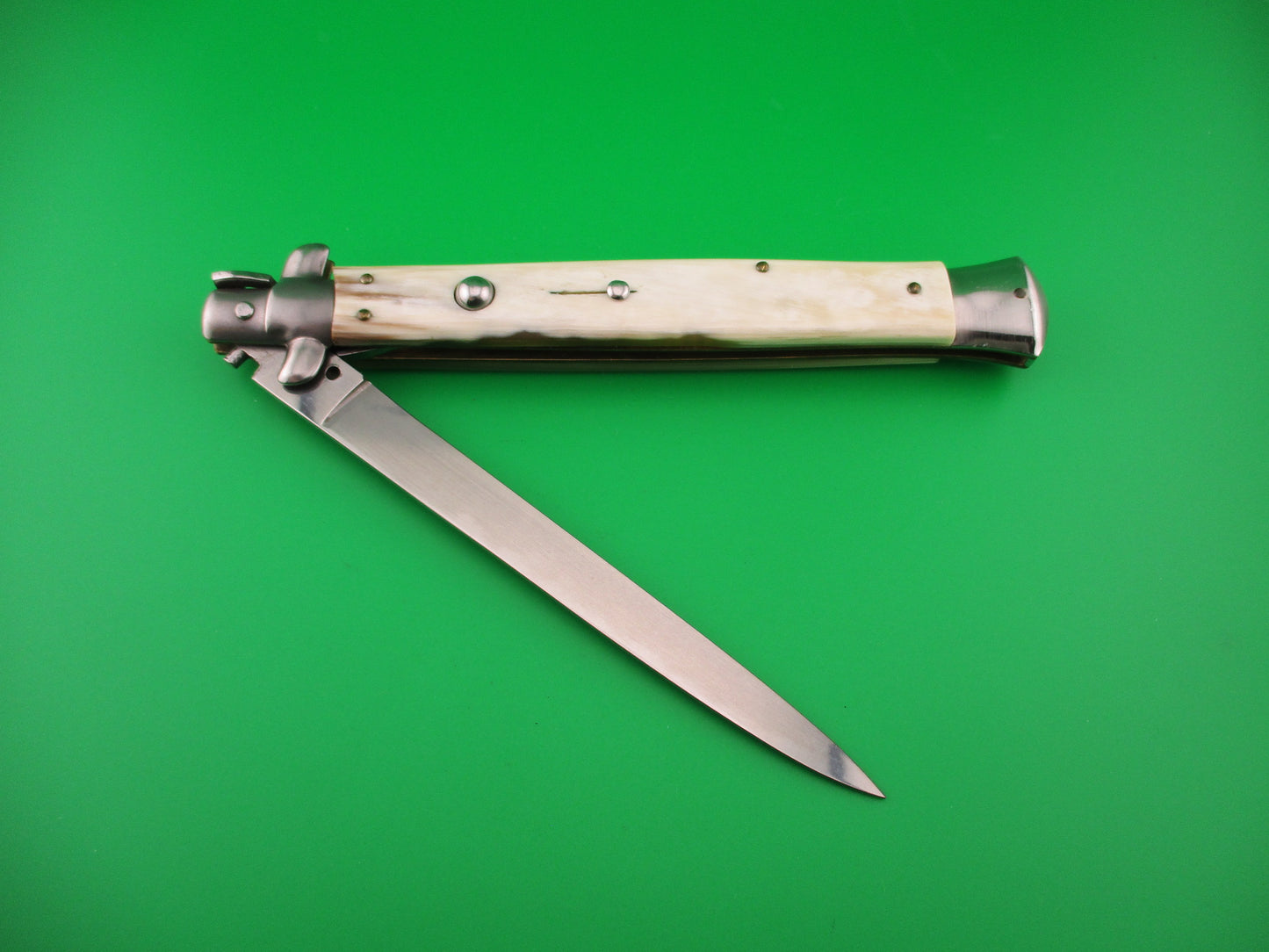 INOX 33cm Italian Stiletto vintage 1980s White horn Swivel bolster automatic knife