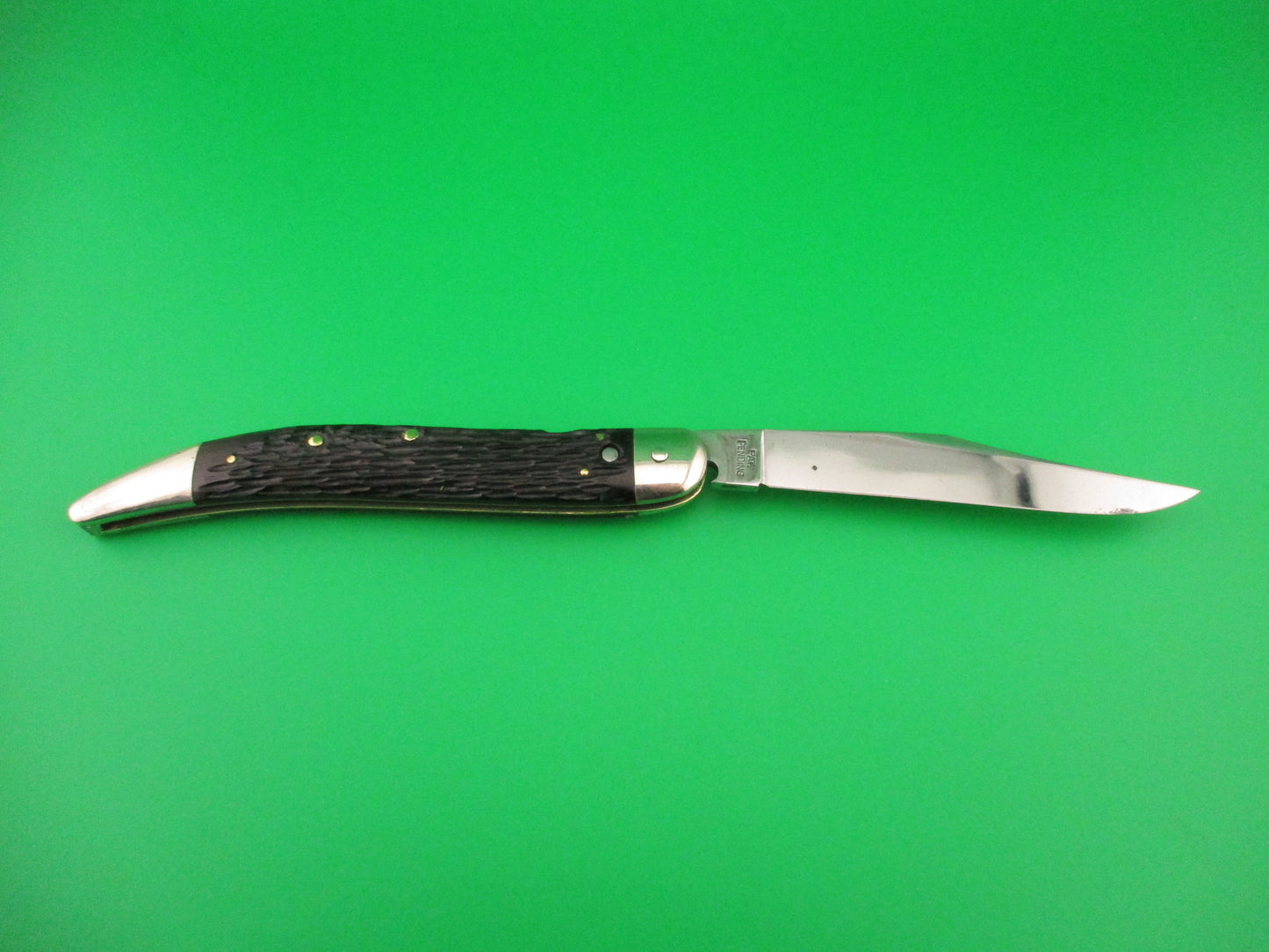 Queen Cutlery Co Titusville, PA Jet 25 Toothpick Black w/safety switchblade