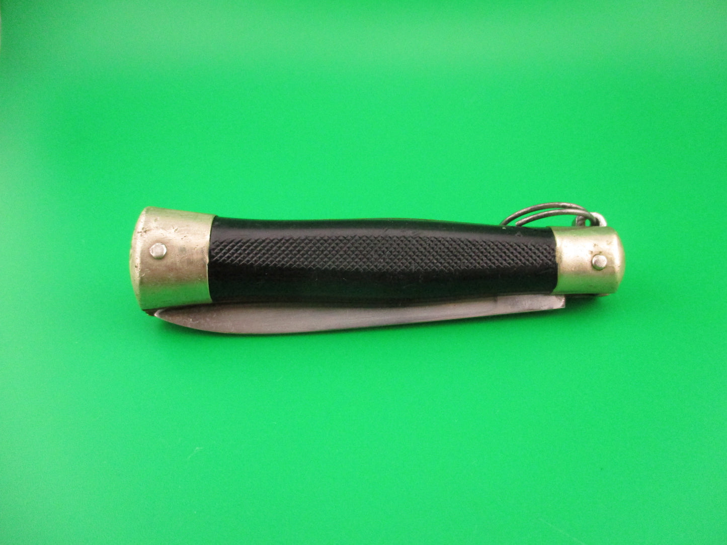Sterile 17cm French Bargeon Ring pull Checkered Low button automatic knife