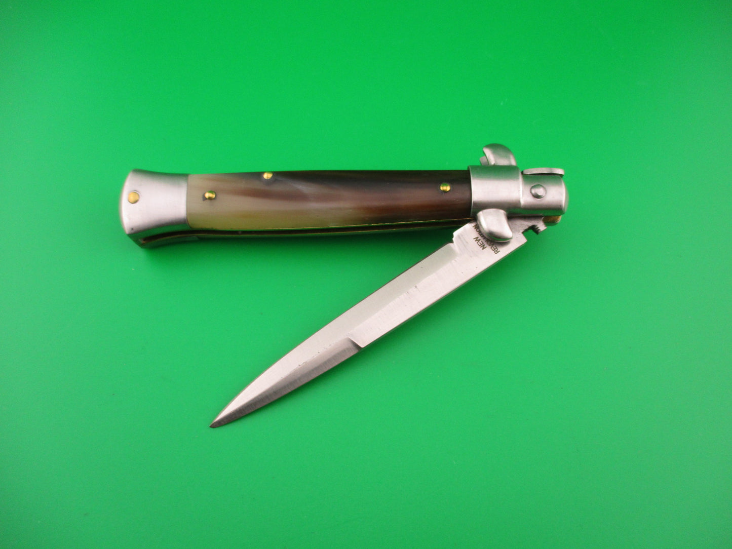 ARMANDO BELTRAME ITALY 22cm Italian Swivel bolster Red dot automatic knife
