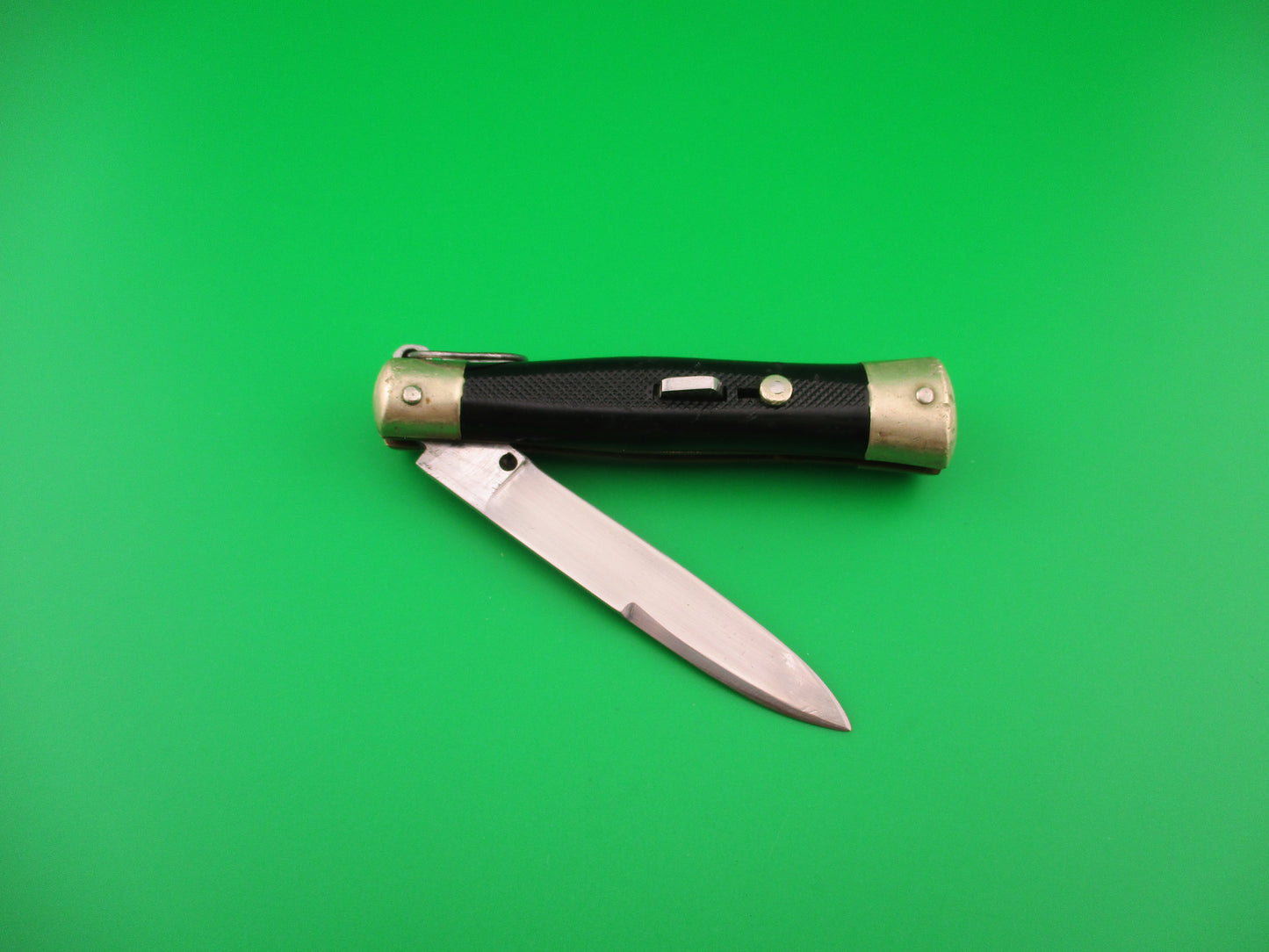 Sterile 17cm French Bargeon Ring pull Checkered Low button automatic knife