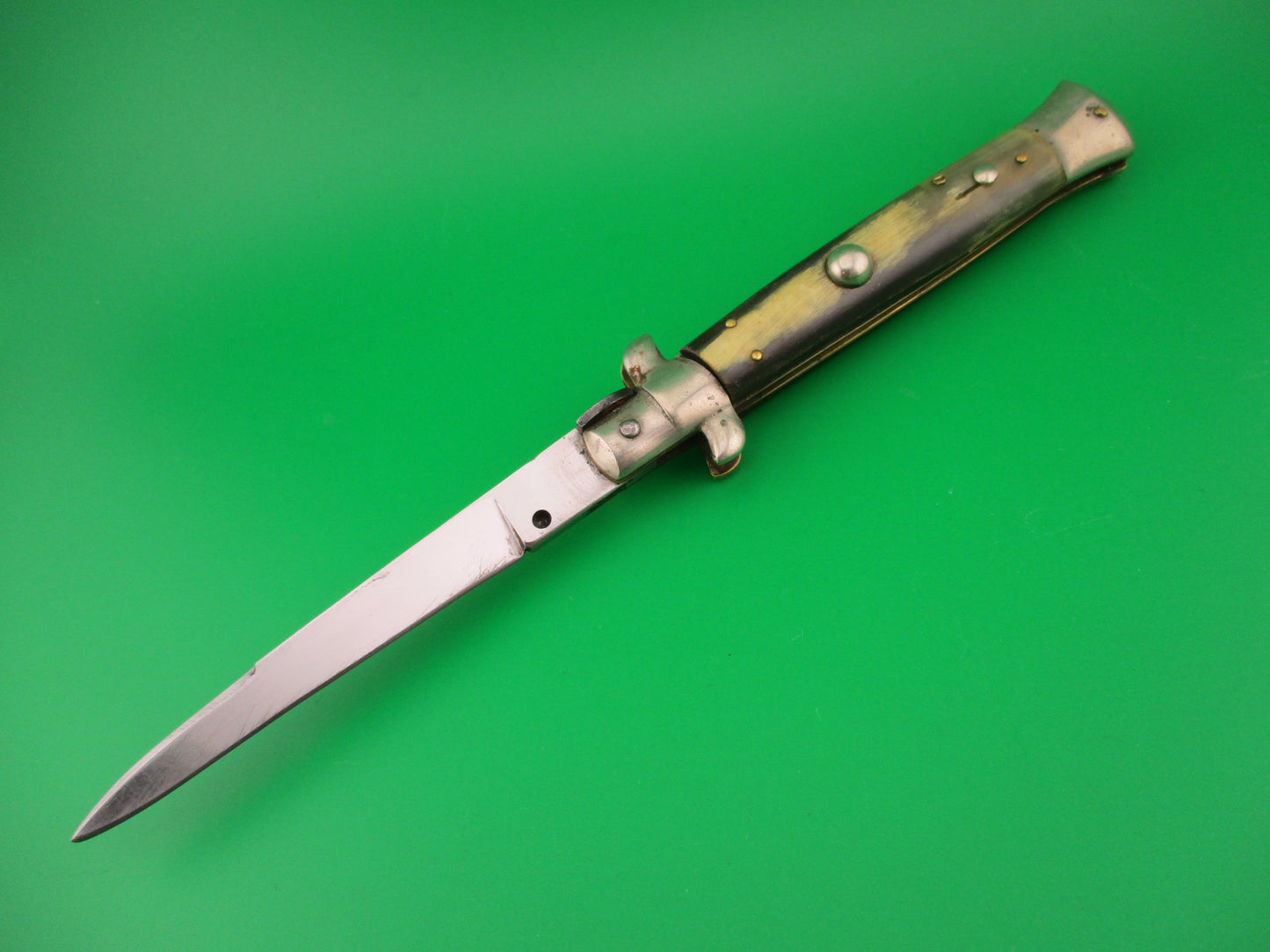 INOX 23cm Italian Transitional 1970s Vintage swivel bolster automatic knife