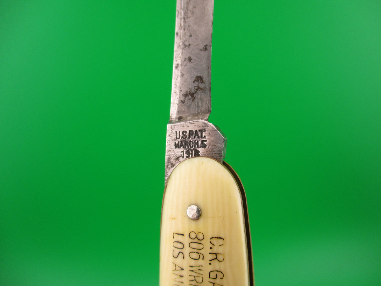 Flylock Double Ivory Celluloid Columbian Steel Tank Co automatic knife