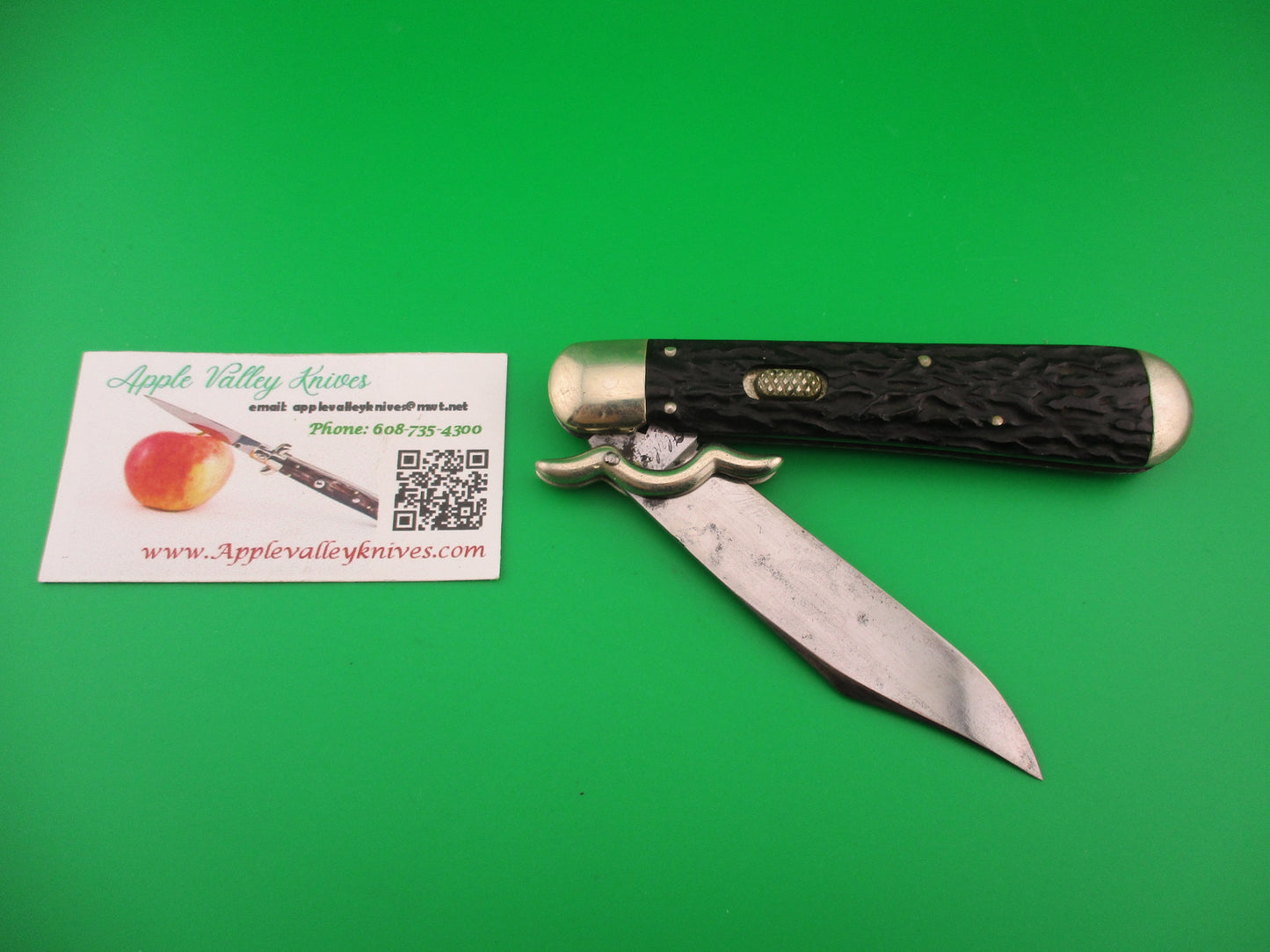 Flylock Vintage Hunter Lazy W folding guards automatic knife #11004