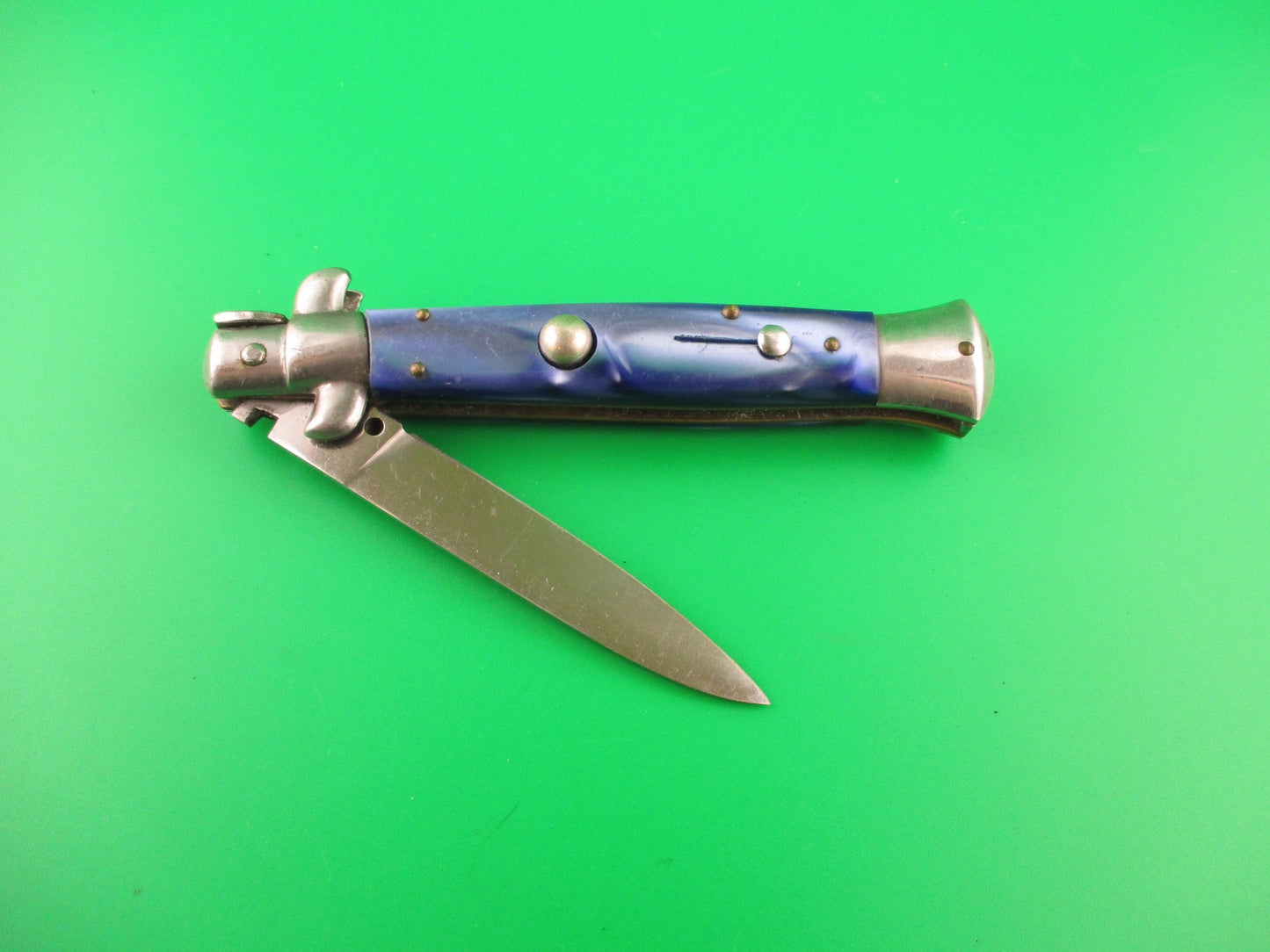 ERN (crown & scimitar) Rostfrei 21cm Italian Swivel bolster blue acrylic automatic knife