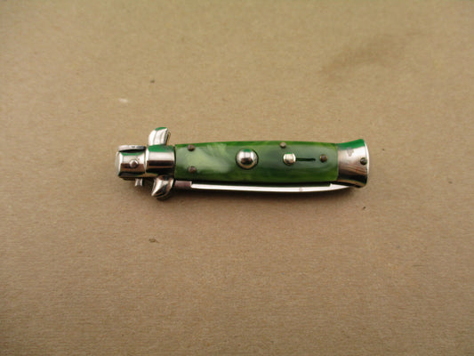 ROSTFREI 14cm Italian Swivel bolster D Stamped Green Swirl automatic knife