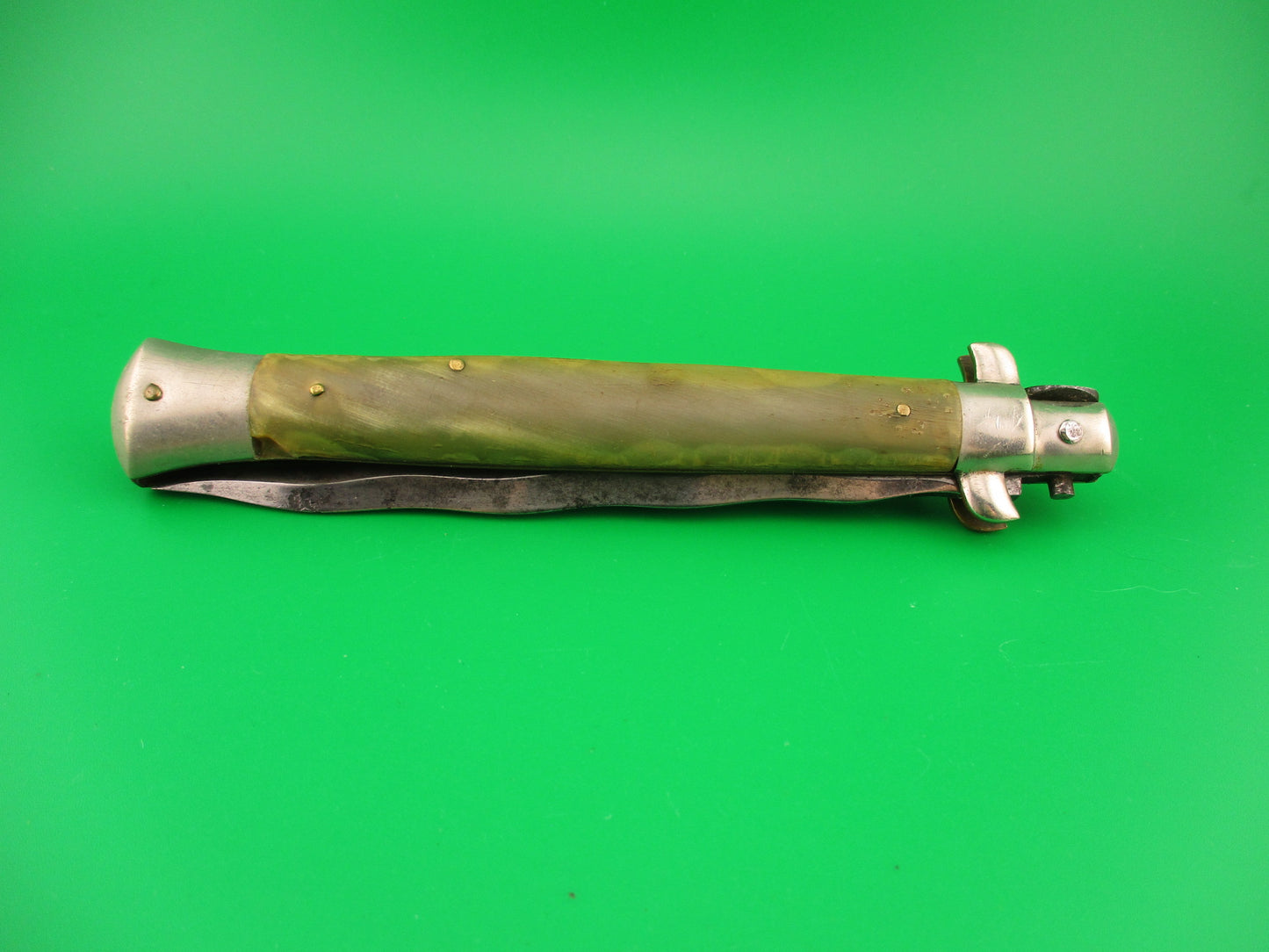 Latama ITALY 28cm Italian Picklock Kris 1950s Cream & Green horn vintage automatic knife