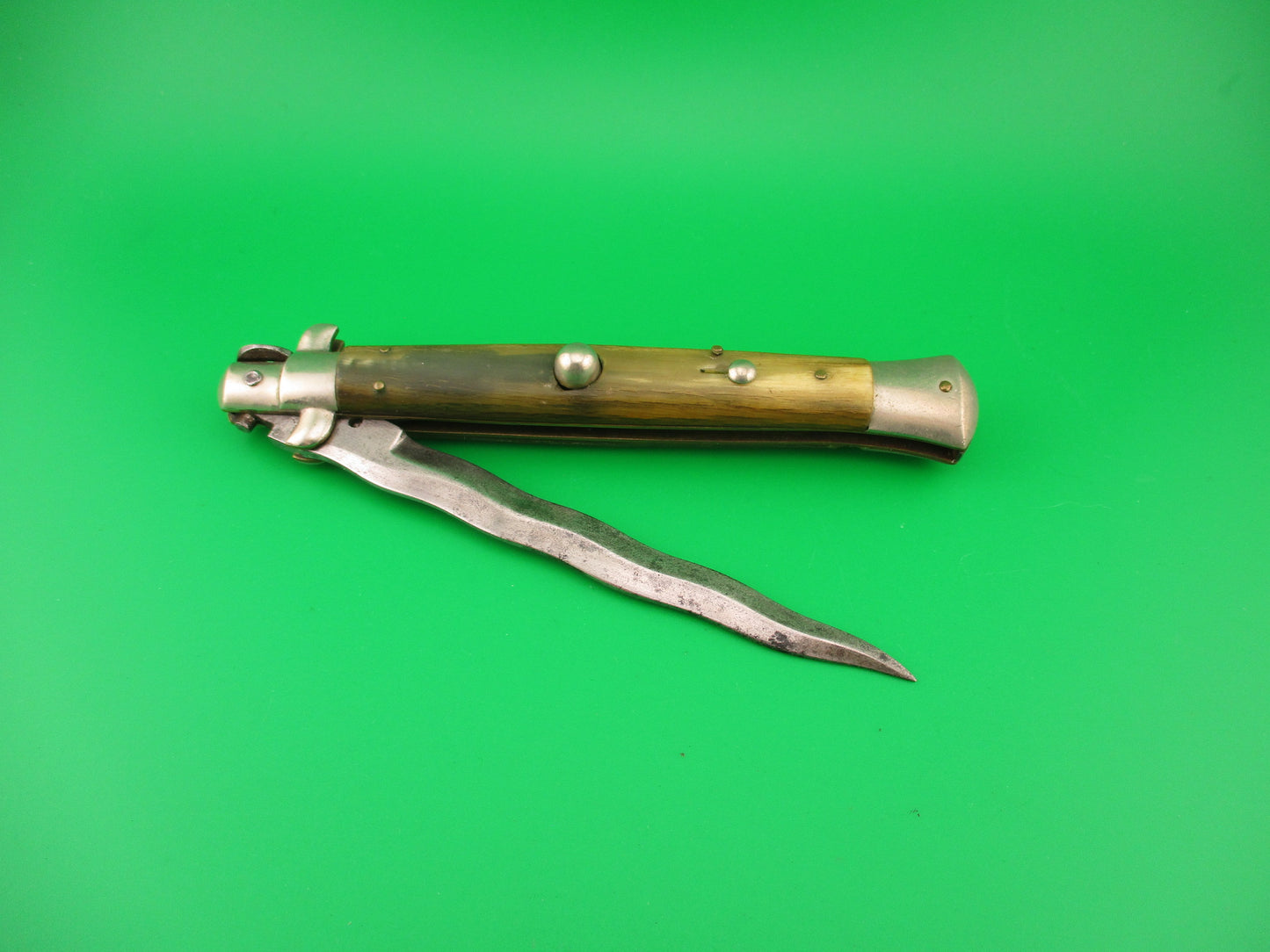 Latama ITALY 28cm Italian Picklock Kris 1950s Cream & Green horn vintage automatic knife