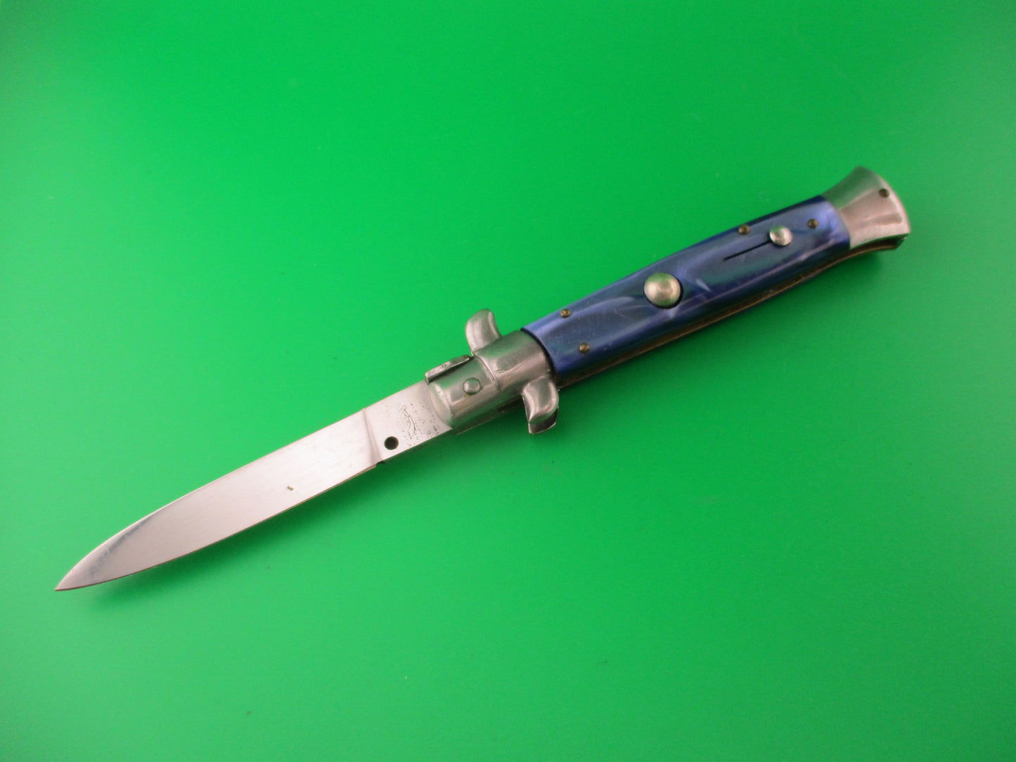 ERN (crown & scimitar) Rostfrei 21cm Italian Swivel bolster blue acrylic automatic knife