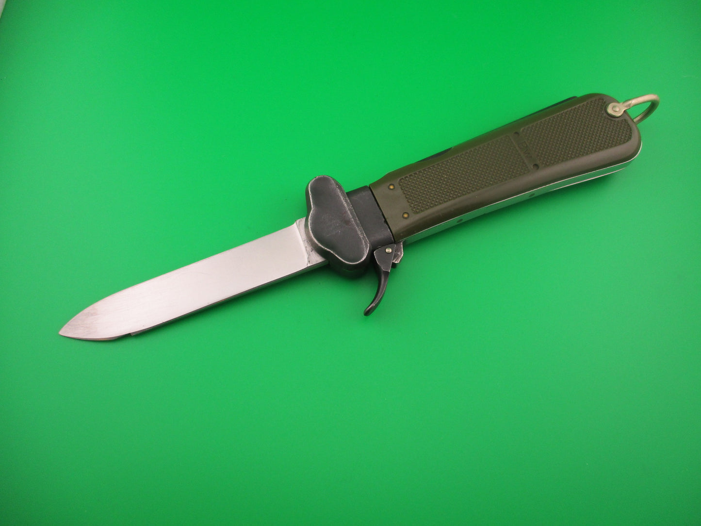 WMF BW 26cm German Military Vintage Take Down Gravity knife Green