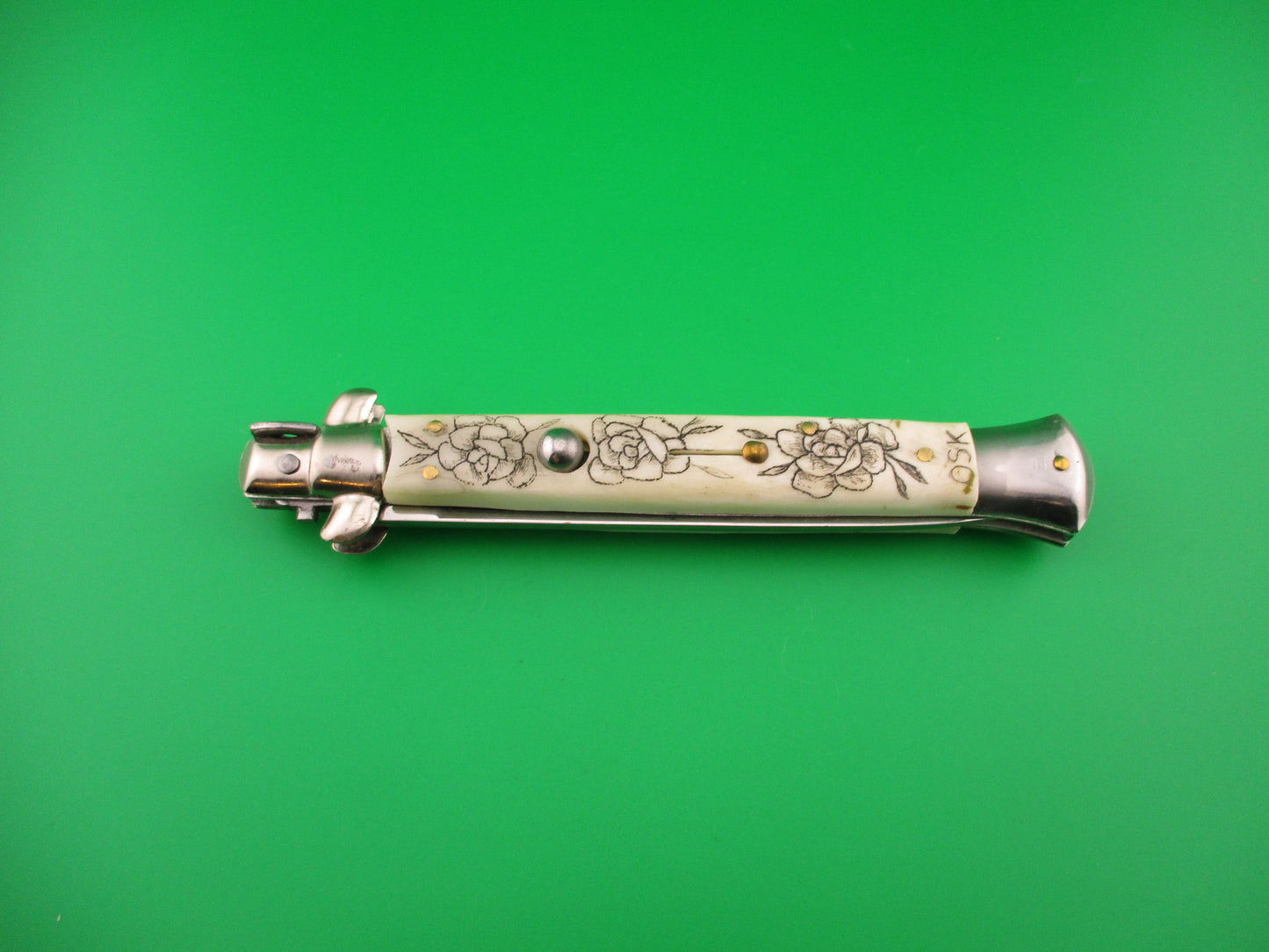 J INOX 28cm Italian Stiletto swivel bolster Scrimshaw Skull & Roses OSK switchblade