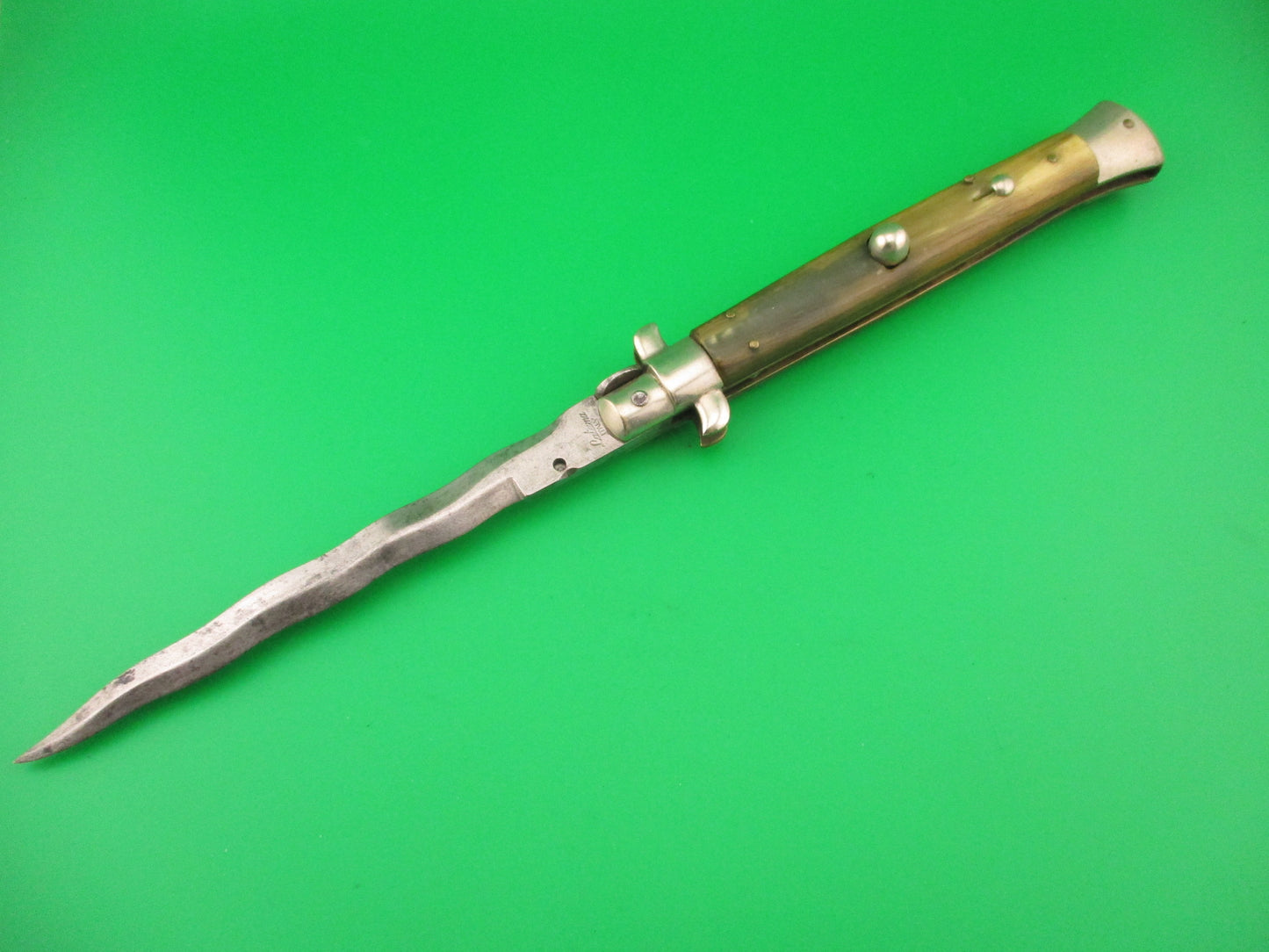 Latama ITALY 28cm Italian Picklock Kris 1950s Cream & Green horn vintage automatic knife