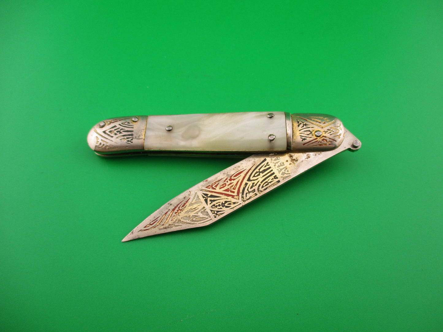 TOLEDO 17cm Spanish Vintage Pearl Lever Tourist automatic knife painted blade