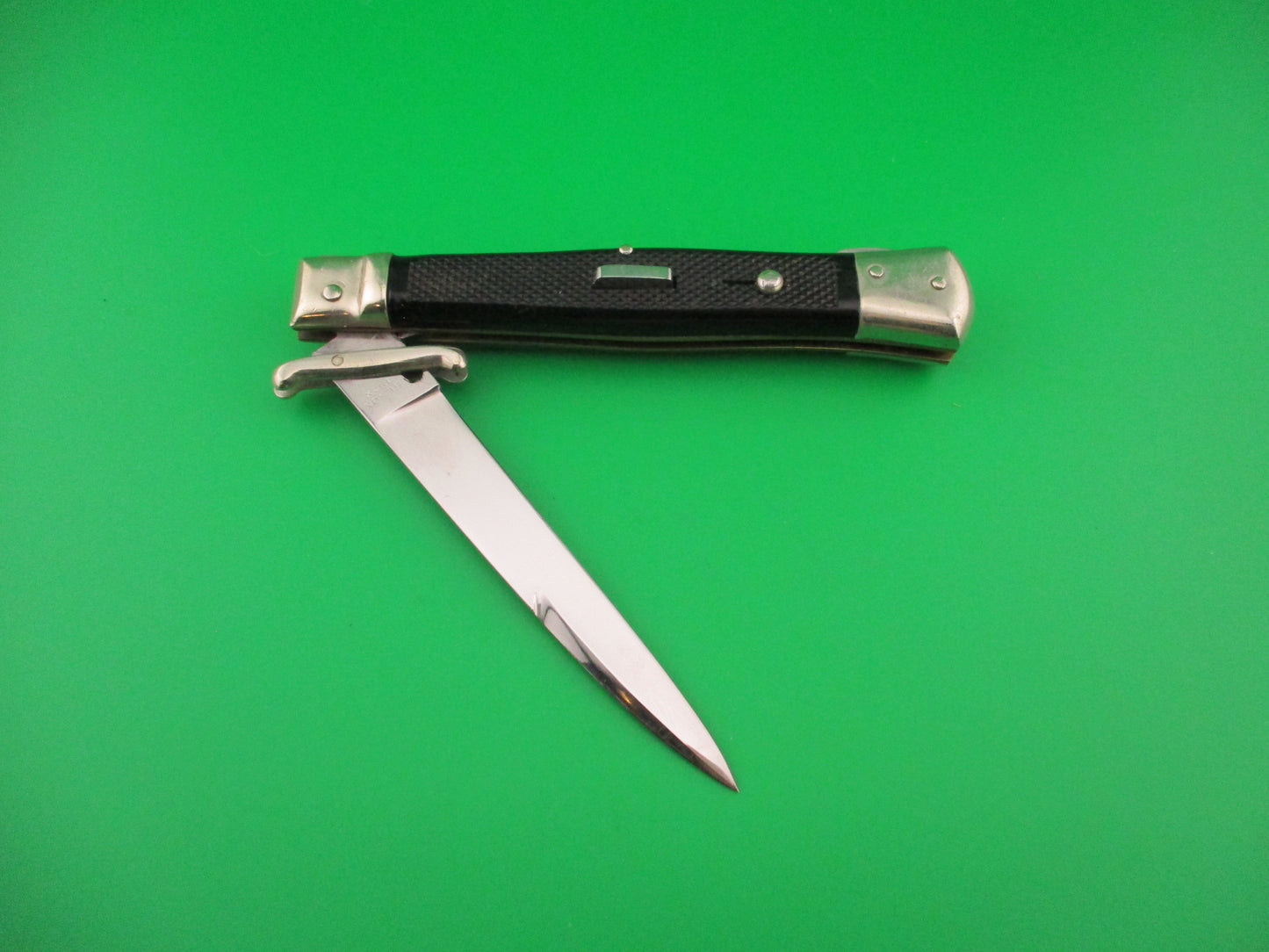 BEGON INOX MODELE DEPOSE 24cm French Swing Guard Black checkered automatic knife
