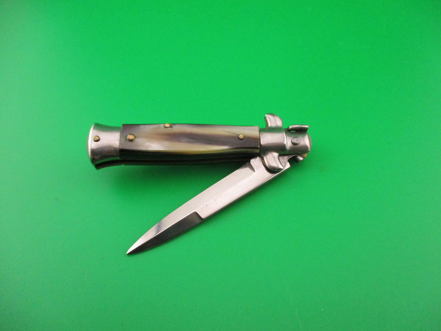 ROSTFREI 14cm Italian Swivel bolster Bayonet Horn automatic knife