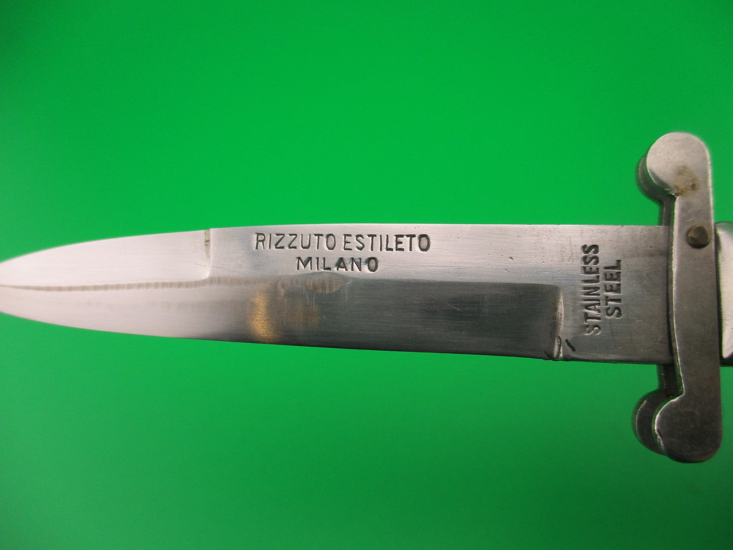 Rizzuto Estileto Milano 18cm Japanese Step bolster swing guard switchblade knife