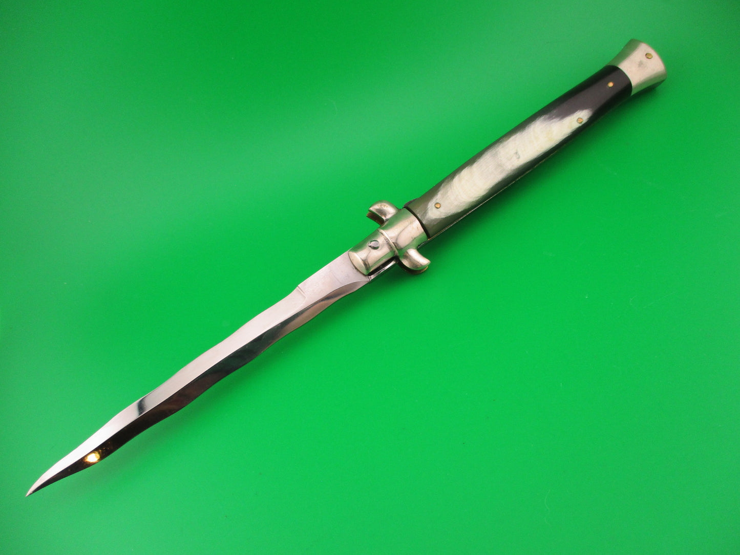 M ITALY INOX 28cm Italian Picklock 1950s Brazilian horn Kris blade automatic knife