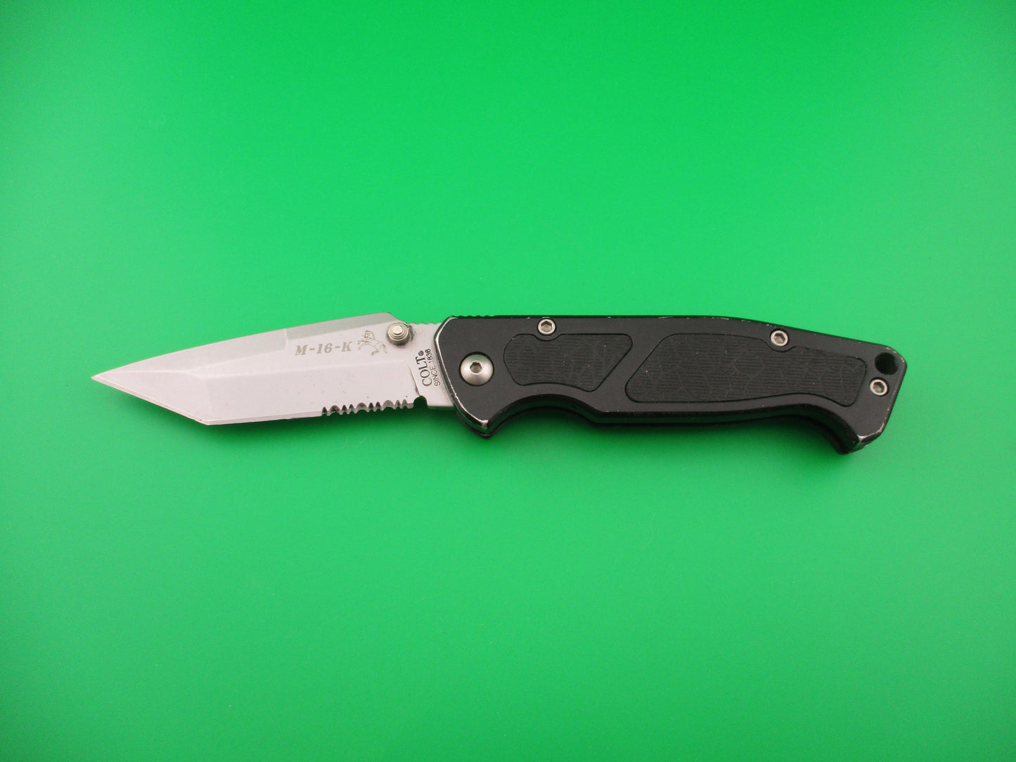 COLT M-16-K SINCE 1836 20cm Hidden release Lockback DA Automatic knife