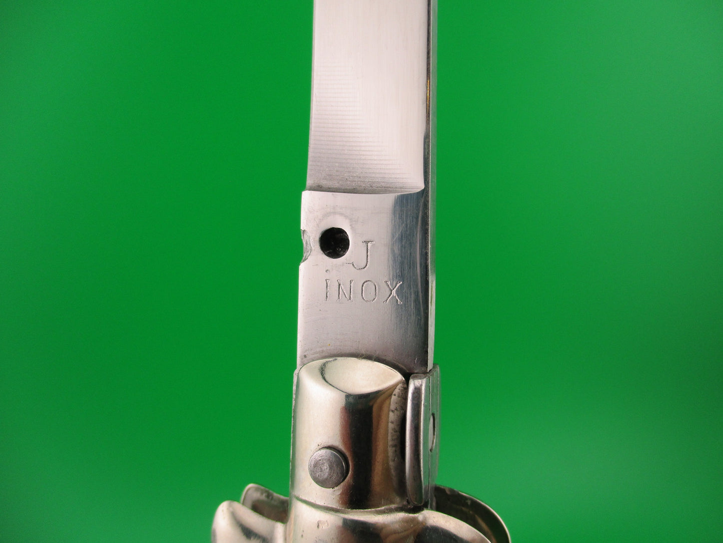 J INOX 28cm Italian Stiletto swivel bolster Scrimshaw Skull & Roses OSK switchblade