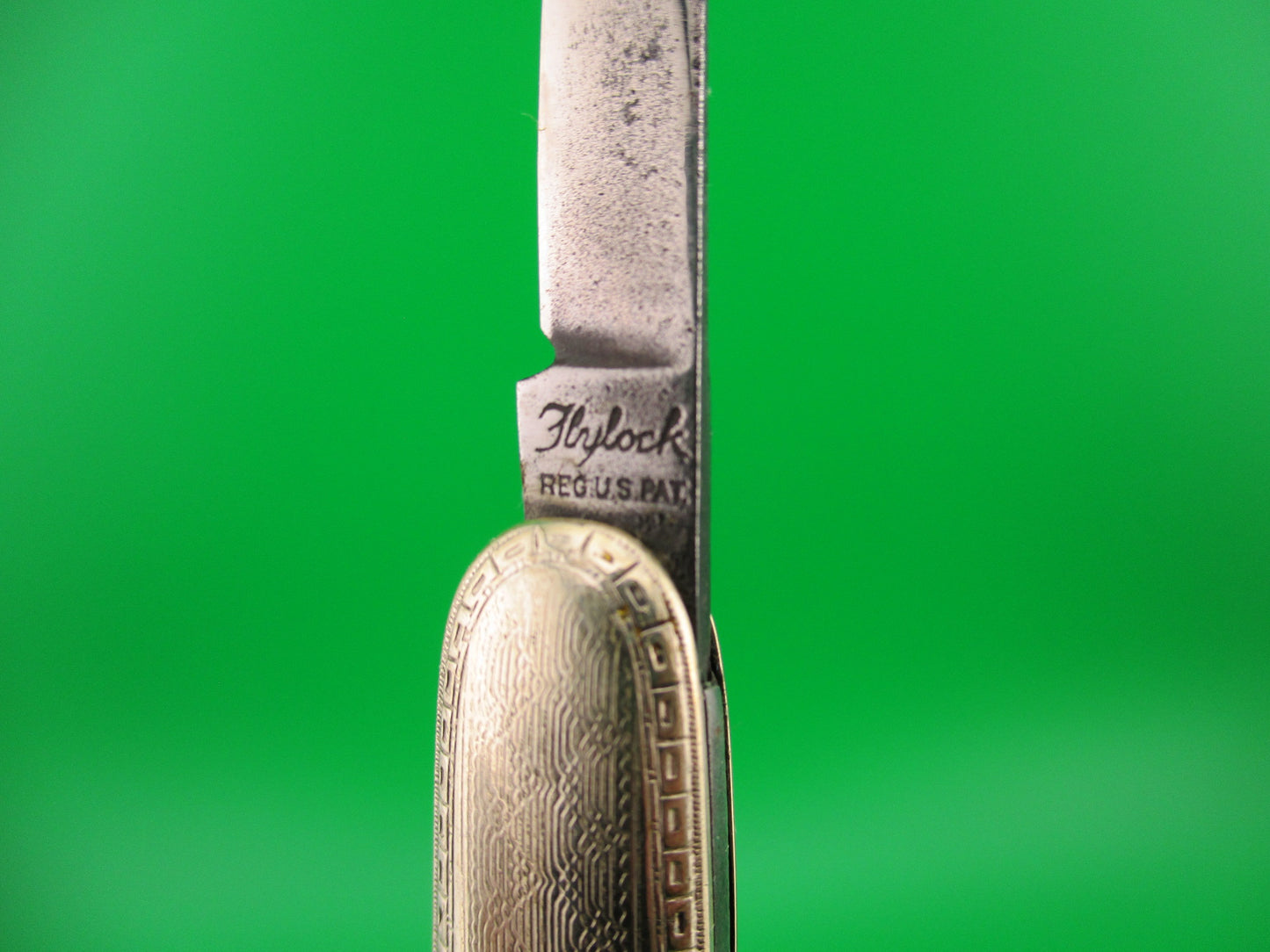 Flylock Small Double 14K White Gold Antique automatic knife with shackle