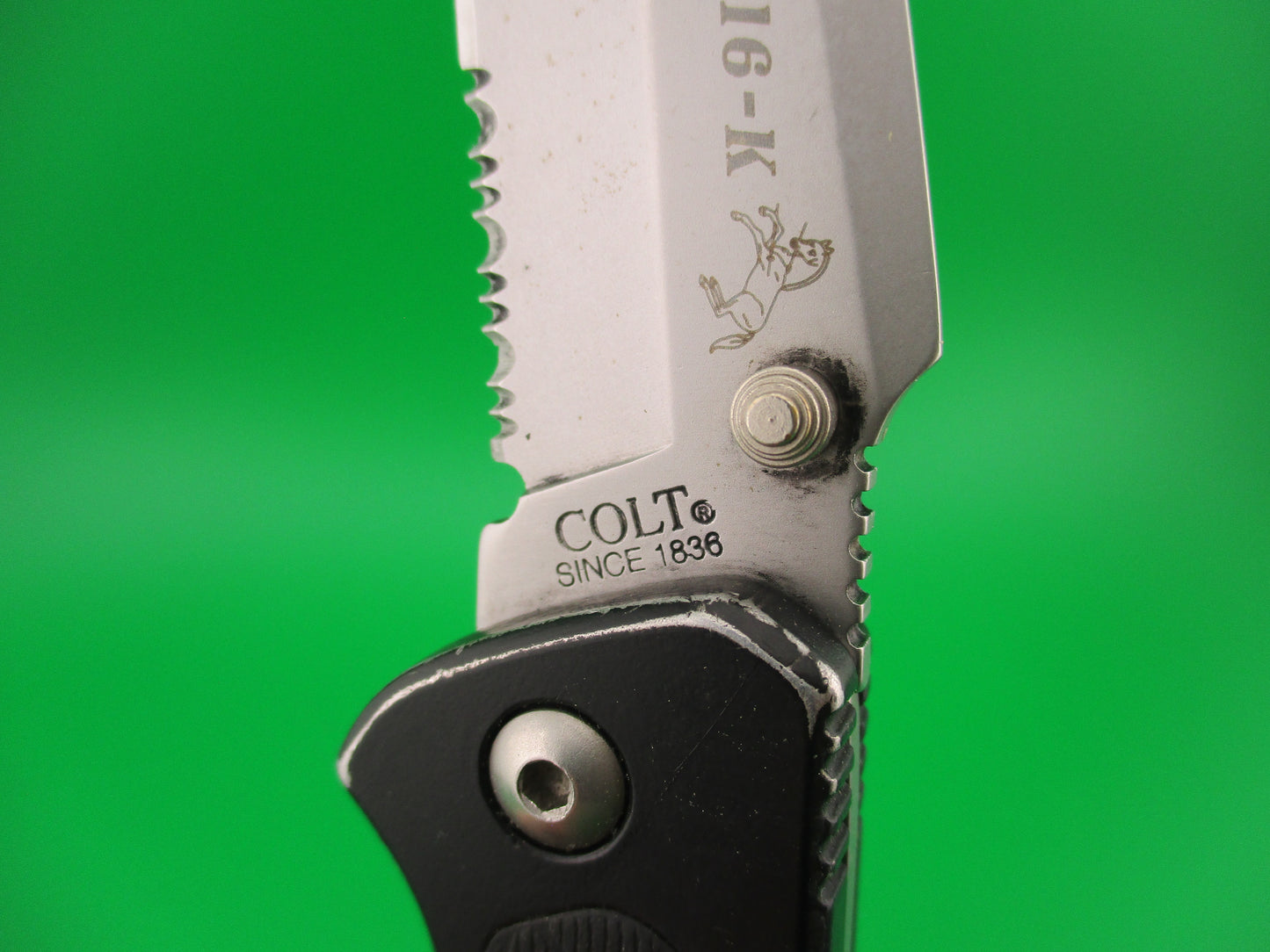 COLT M-16-K SINCE 1836 20cm Hidden release Lockback DA Automatic knife