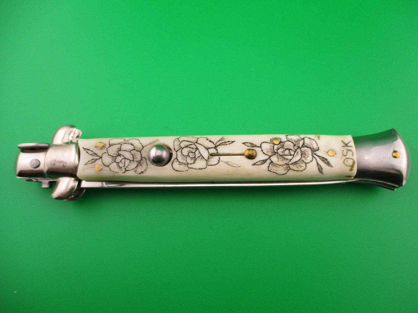 J INOX 28cm Italian Stiletto swivel bolster Scrimshaw Skull & Roses OSK switchblade