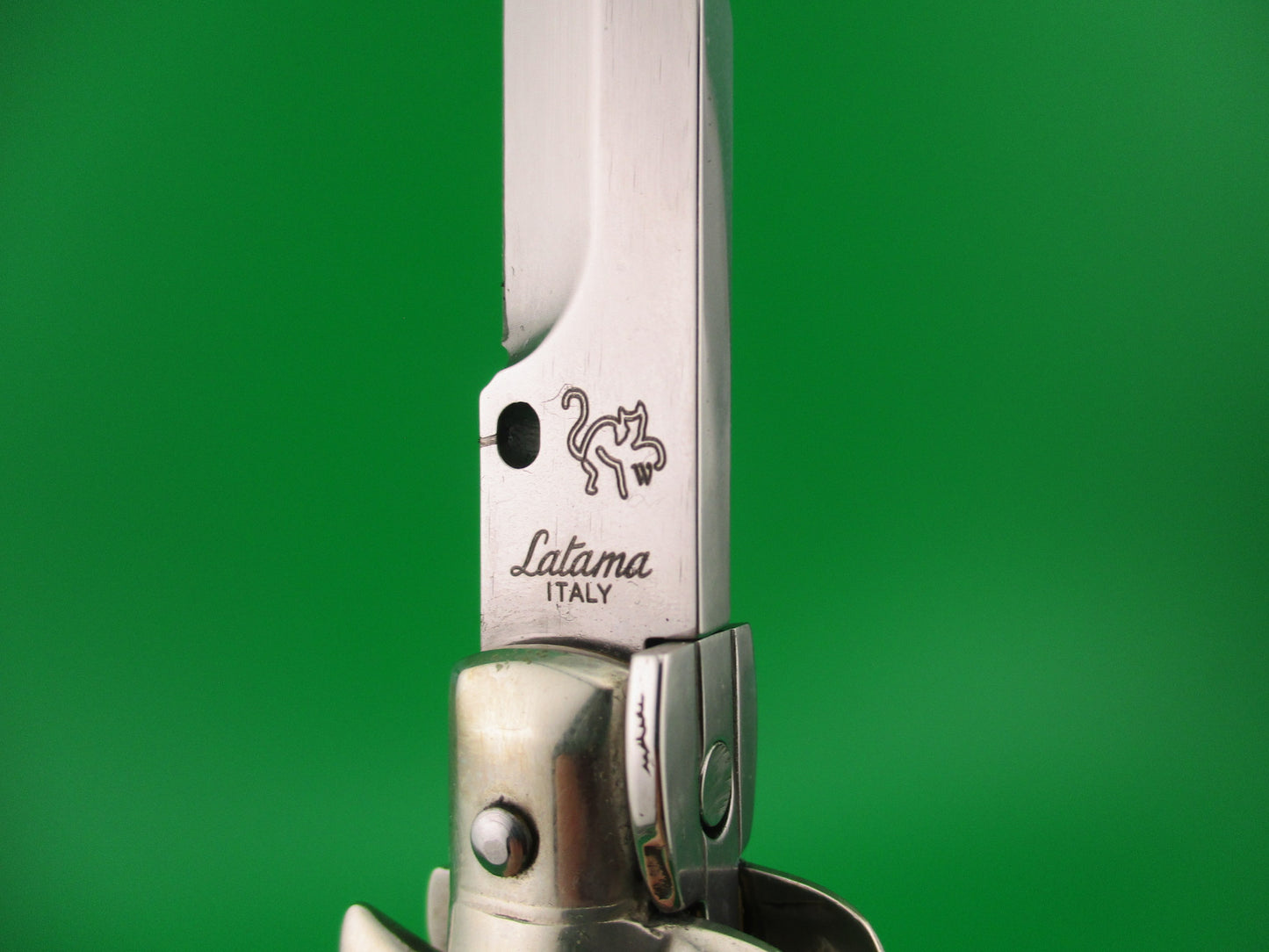 Walt's Latama ITALY (cat stamp) 23cm Italian stiletto Brazilian horn automatic knife