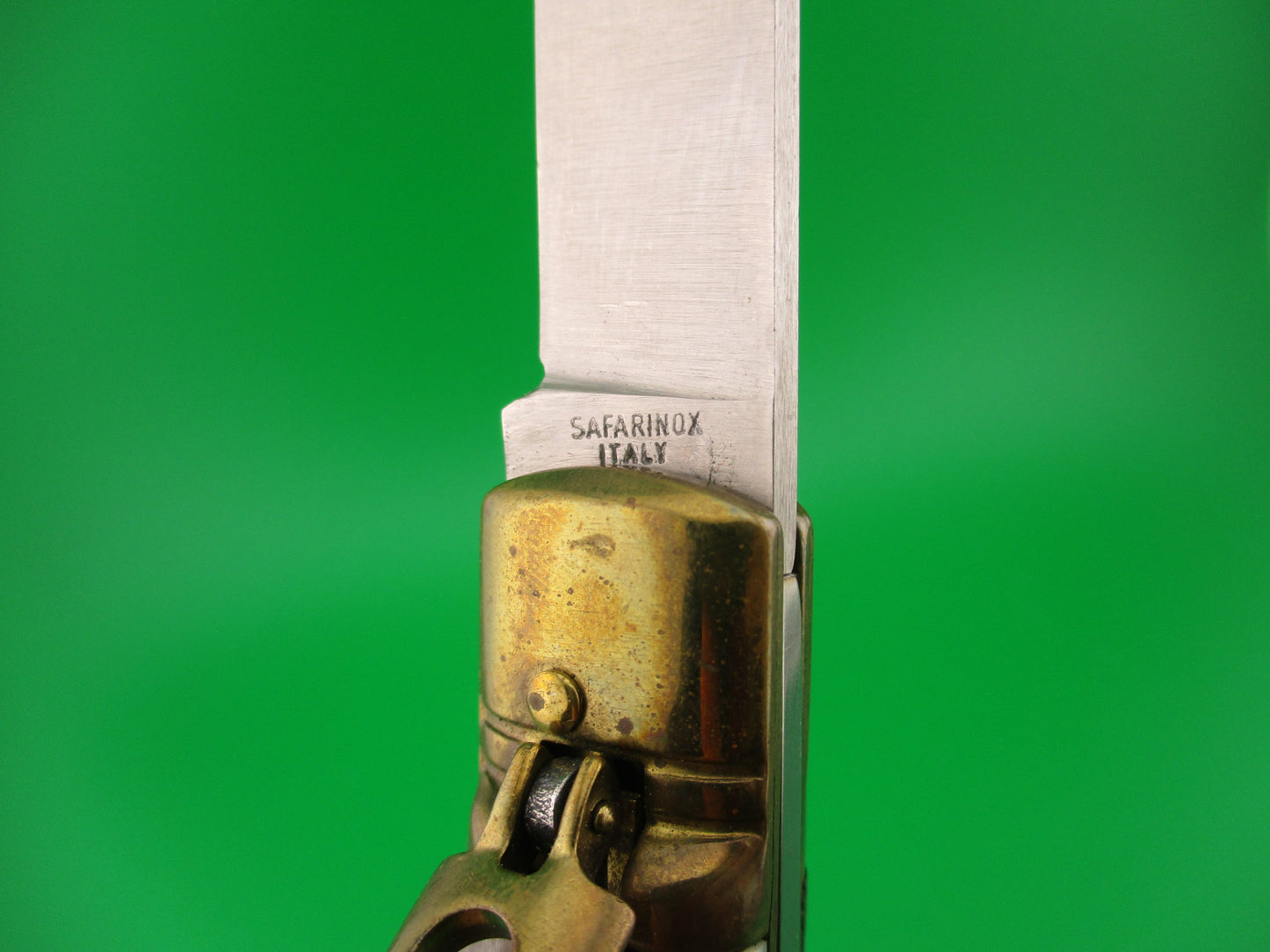 SAFARINOX ITALY by MAGRO 24cm Italian Birds Head Lever knife Brass horn