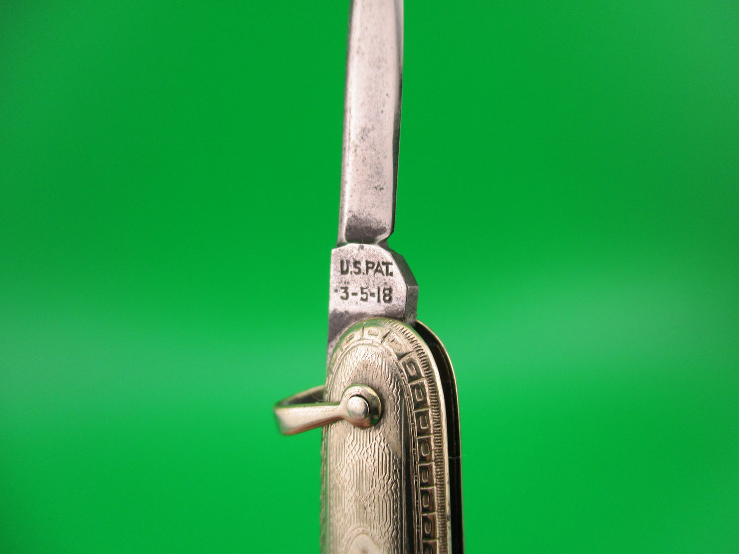 Flylock Small Double 14K White Gold Antique automatic knife with shackle