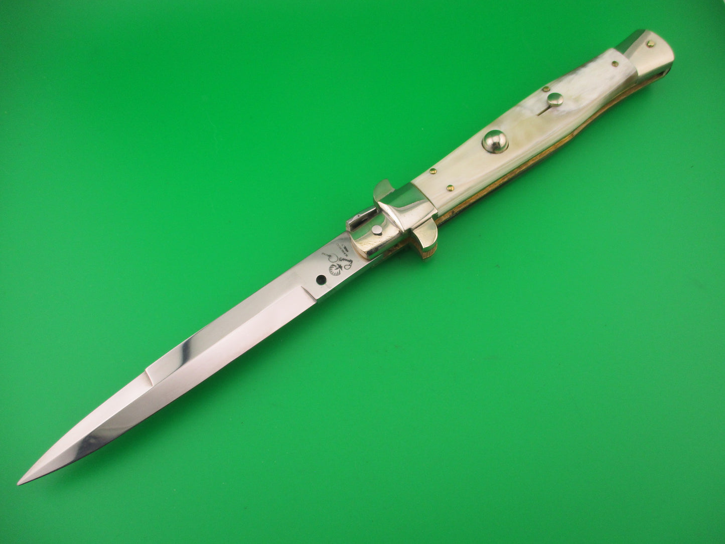 Renzo Pascotto Maniago Italy 30cm Italian Wasp body Picklock Cream & Honey automatic knife