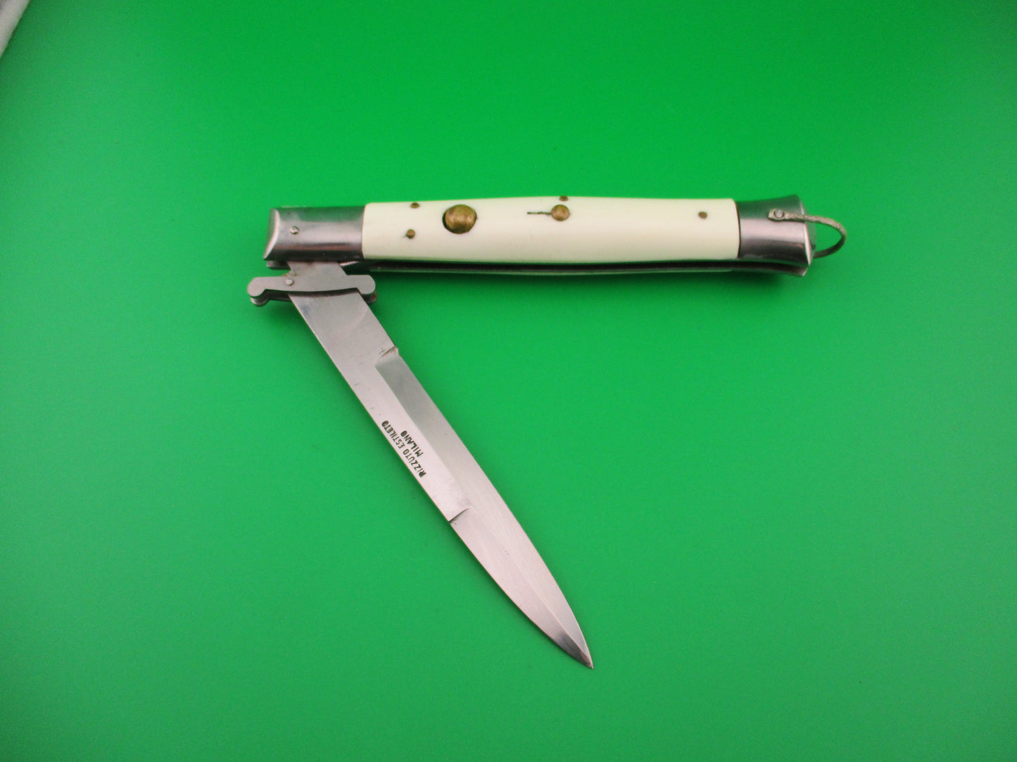 Rizzuto Estileto Milano 28cm Japanese Swing guard White vintage automatic knife