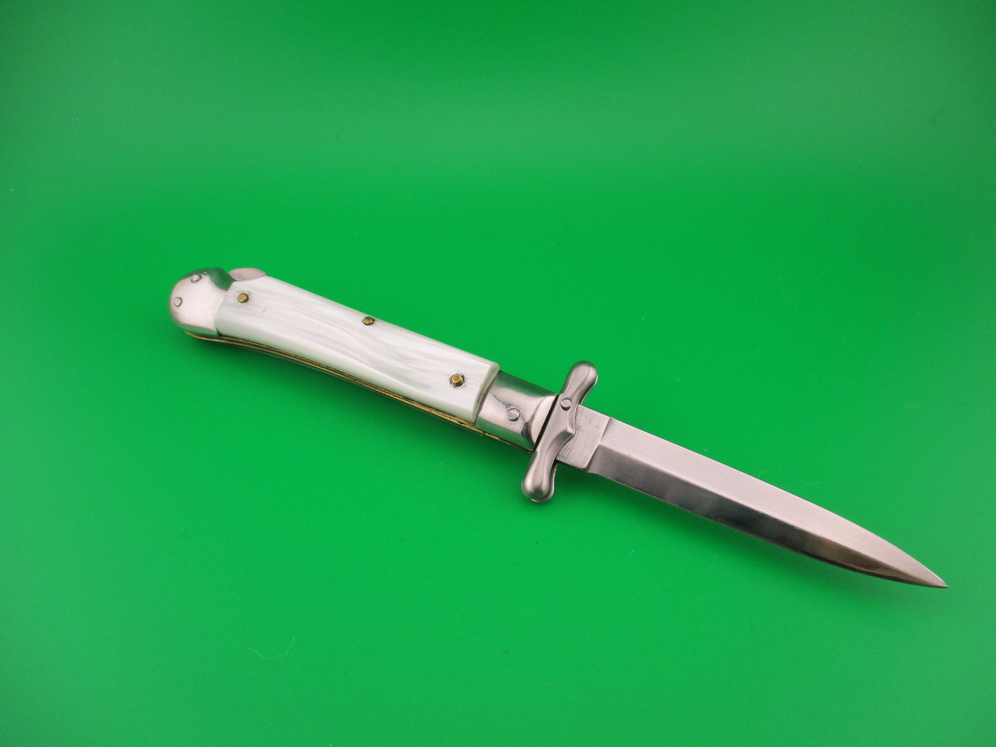 AKC ITALY 19cm Italian Medici Swing Guard Pearlex automatic knife