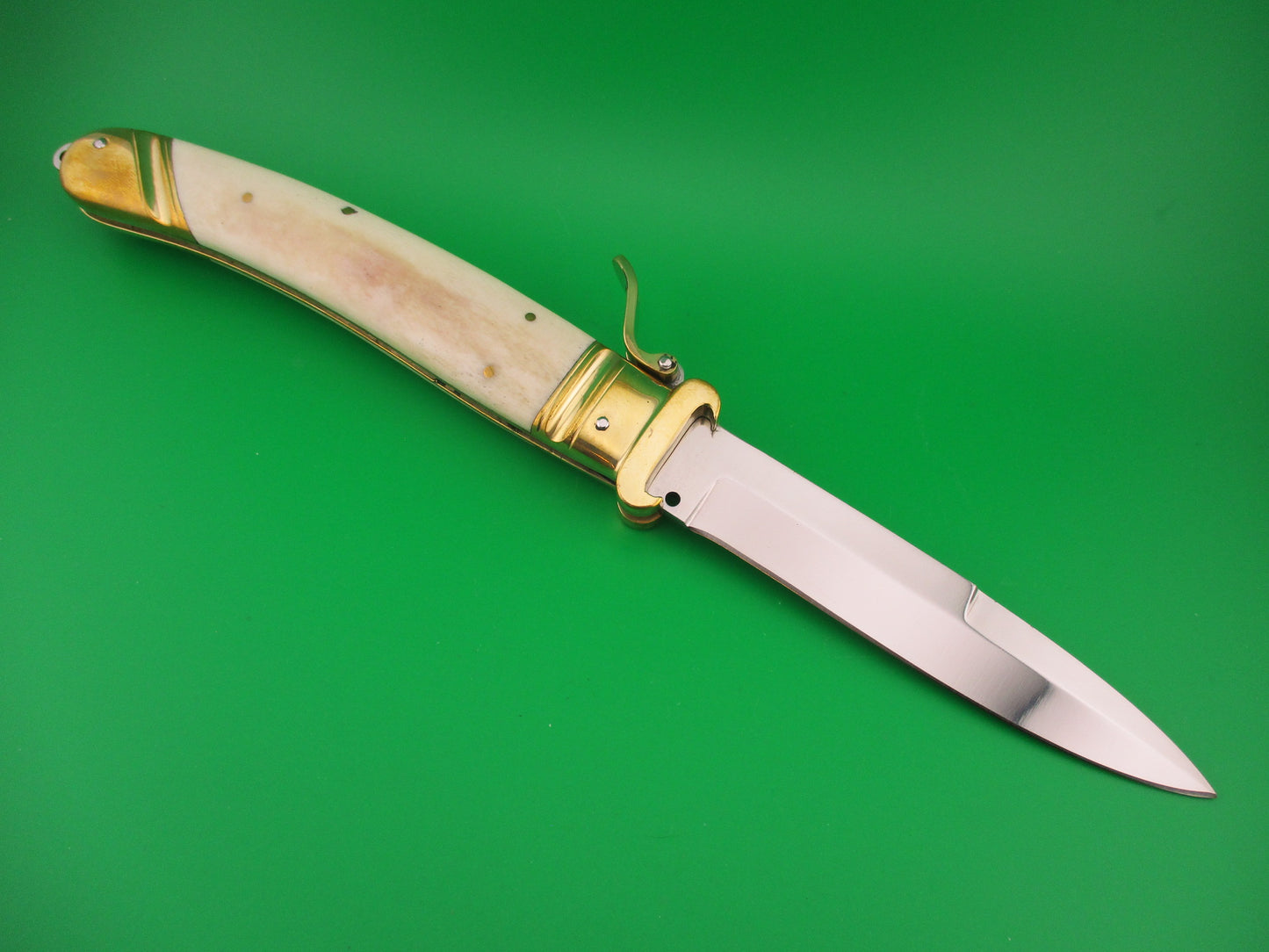 Scarperia Custom 30cm Shell puller Fulcrum Brass & white bone automatic knife