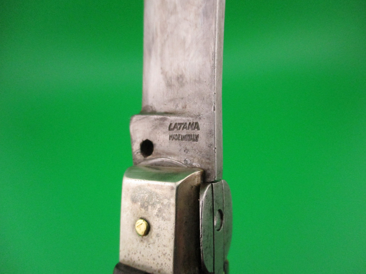 LATAMA MADE IN ITALY 19cm Italian Picklock Oval Button Hunter automatic knife