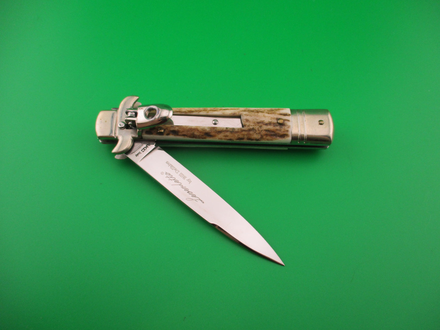 Leverletto by Bill DeShivs AKC Italy 20cm Italian Stag lever guards automatic knife