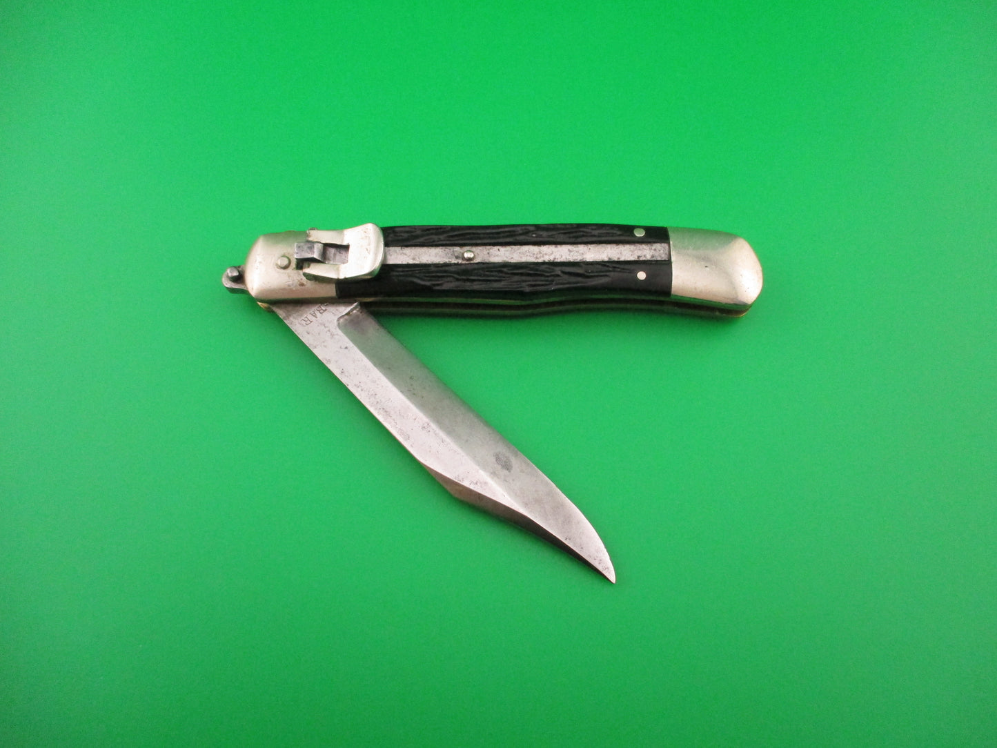 KABAR Lever Black Jigged synthetic Transitional Square lever vintage automatic knife