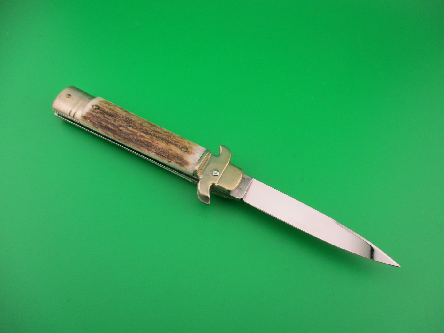 Leverletto by Bill DeShivs AKC Italy 20cm Italian Stag lever guards automatic knife
