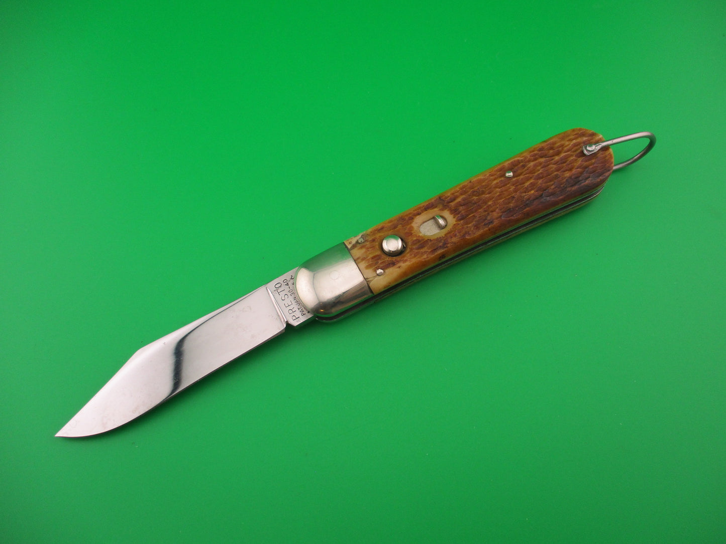 PRESTO M2 Bone WWII vintage Paratrooper automatic knife Near Mint!
