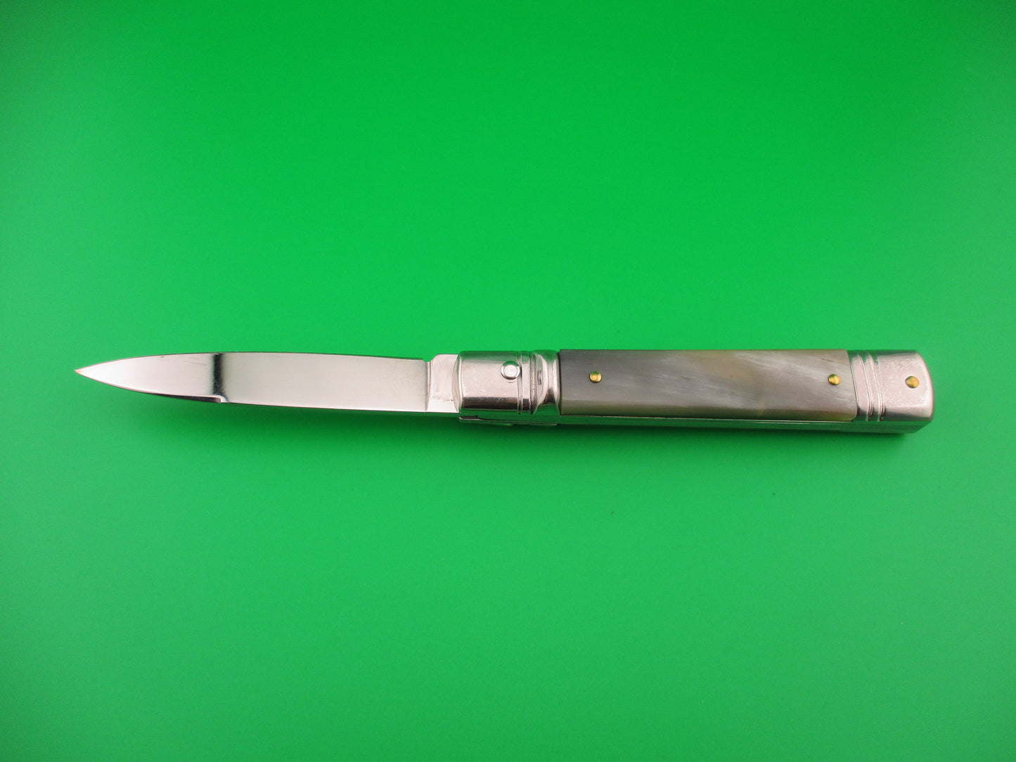 z AKC ITALY 20cm Italian Slimline Lever Honey horn automatic knife