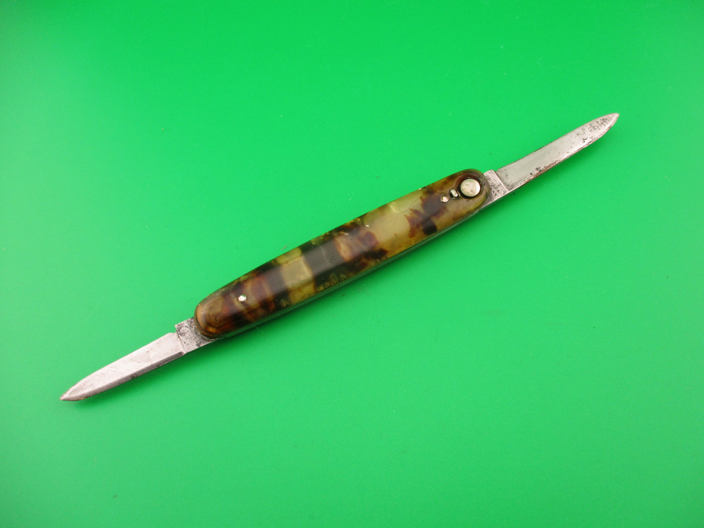PRESS BUTTON KNIFE CO 3 3/8" Medium double Tortoise celluloid w SAFTIES automatic knife