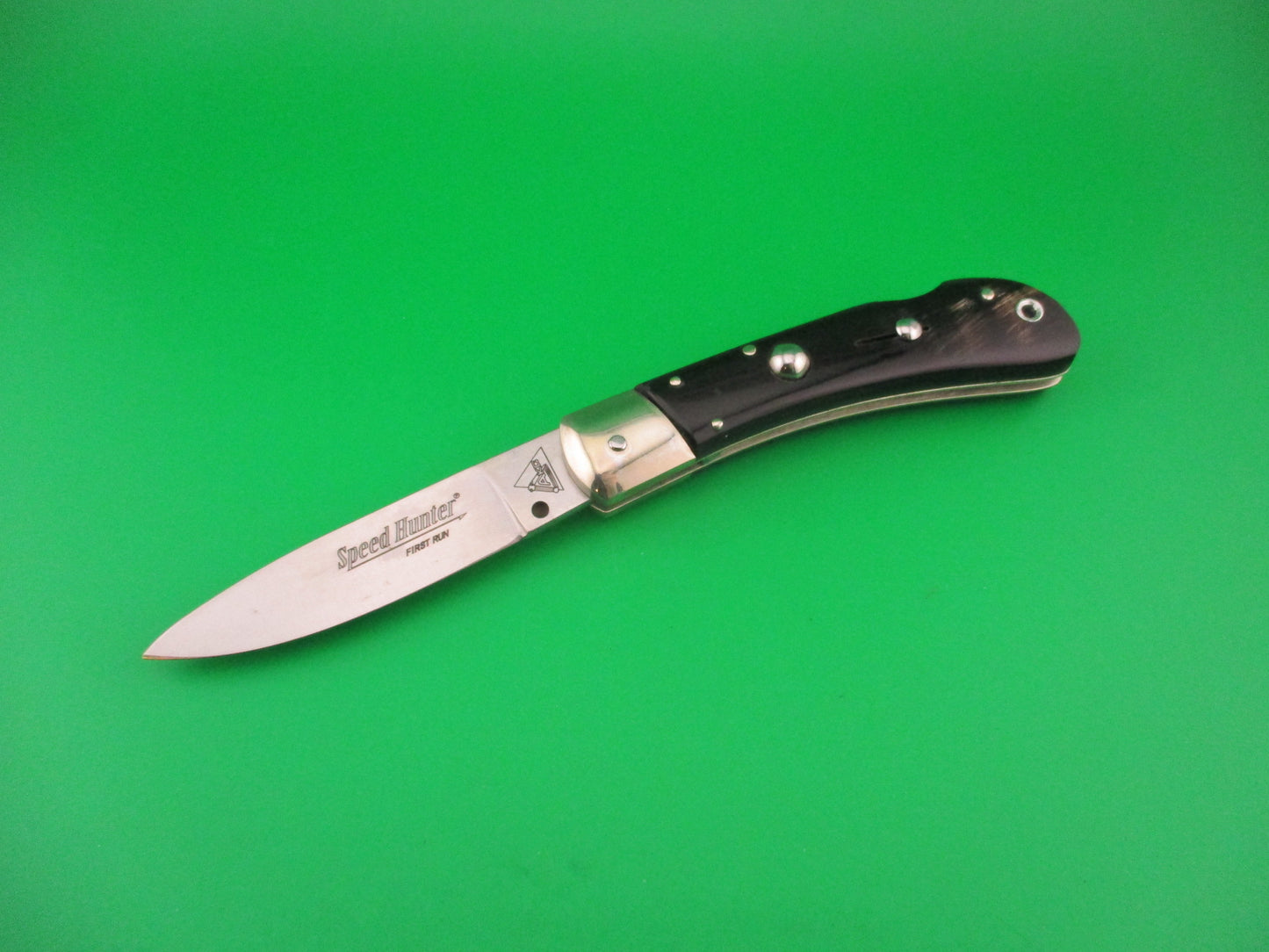 AKC 18cm Italian Lockback Horn Speed Hunter First Run automatic knife