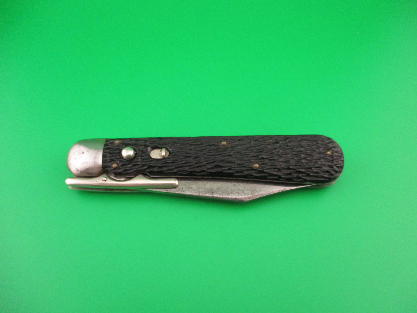 z Schrade Walden 153 Hunters Pride Folding guard switchblade knife with etch