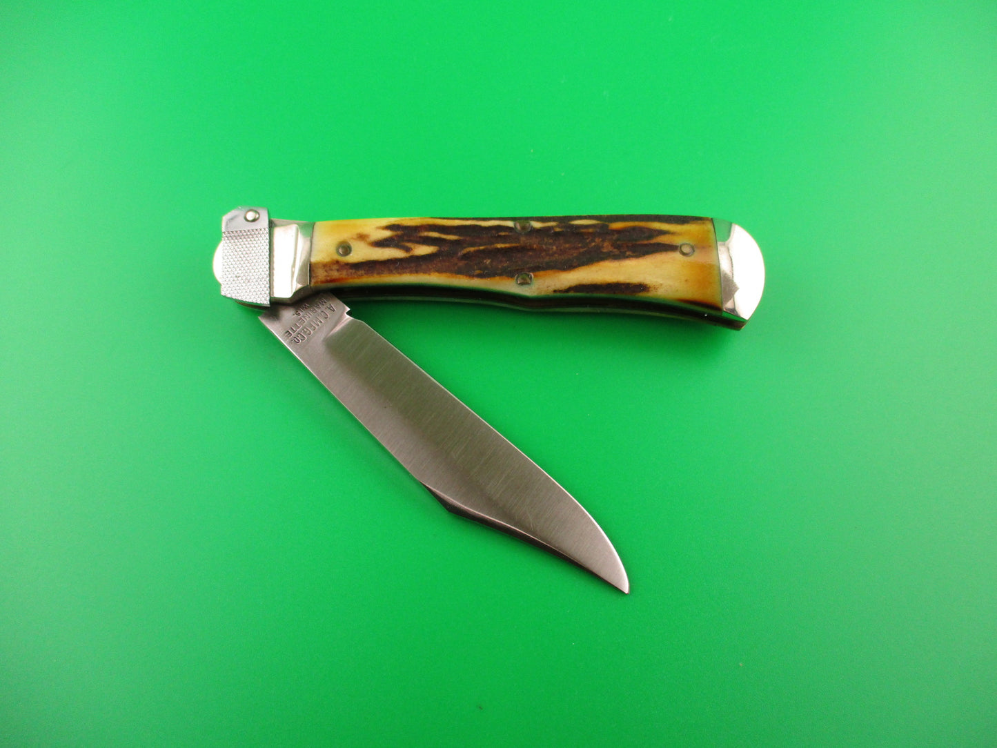 Aerial AC MFG Co Marinette, WIS Stag Lever K112 switchblade knife
