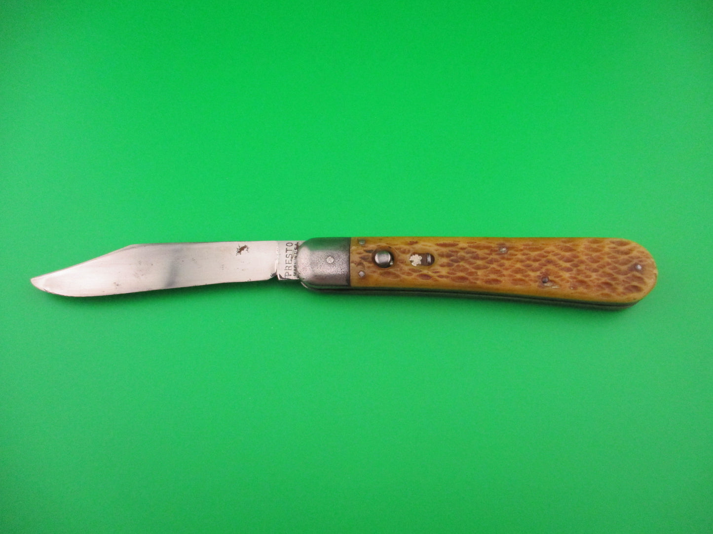 PRESTO #3000 Large Hunter Jigged bone Vintage automatic knife