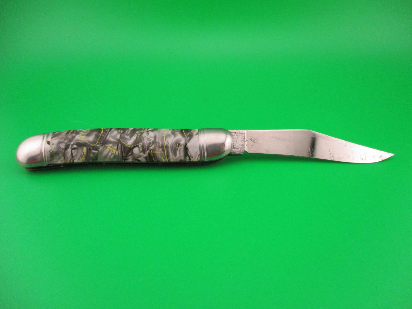 Hammer Brand Imperial Serpentine Jack Silver pearl Yellow streaks switchblade knife