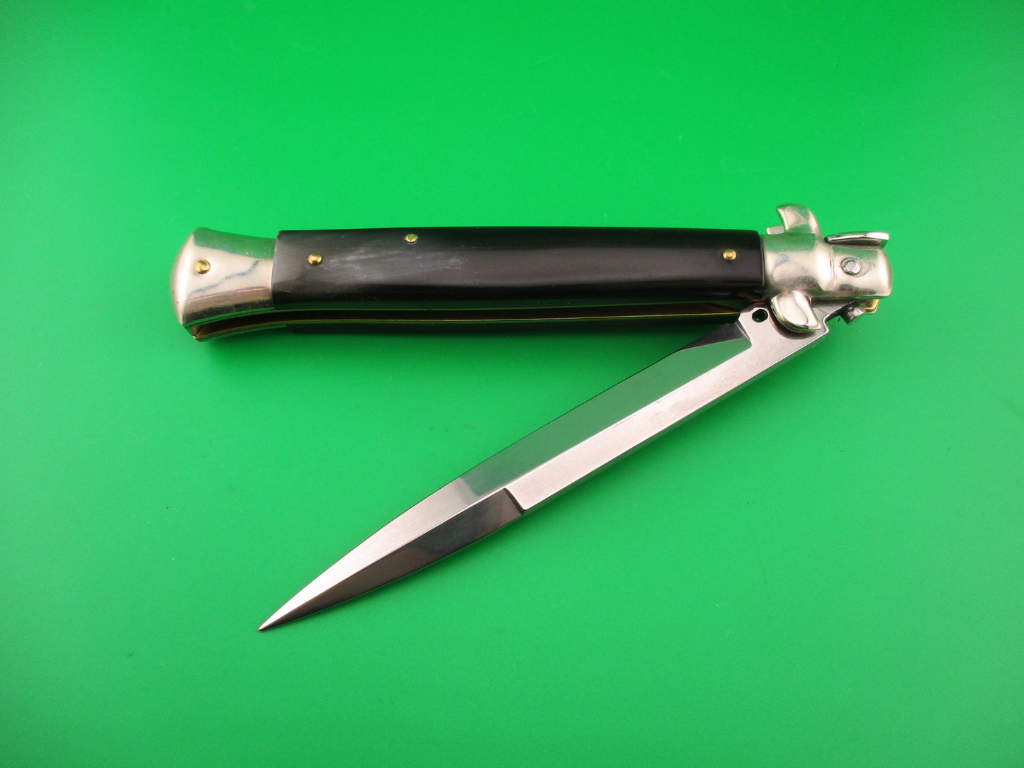Walts LATAMA Cat 28cm Italian Stiletto Bayonet Blade Brazilian horn automatic knife 5mm