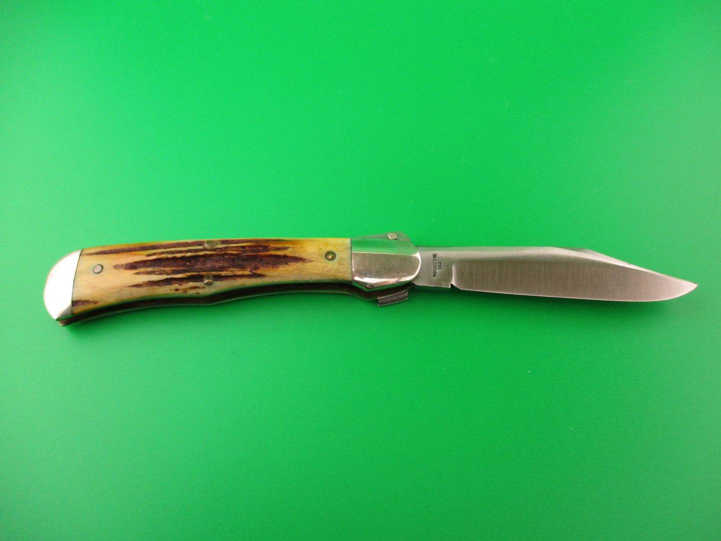 Aerial AC MFG Co Marinette, WIS Stag Lever K112 switchblade knife