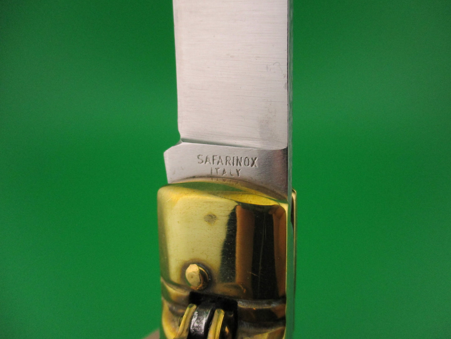 SAFARINOX ITALY by MAGRO 24cm Italian Birds Head Lever knife Brass horn